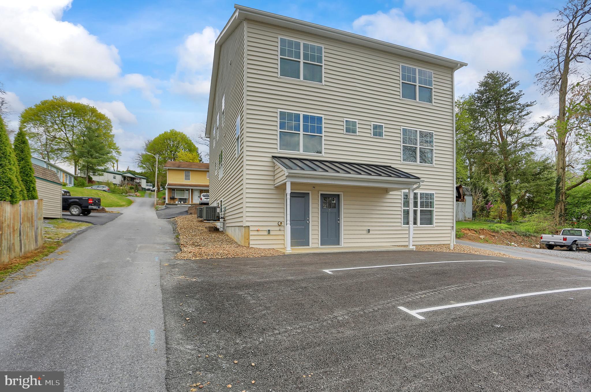 WAYNESBORO - Residential Lease