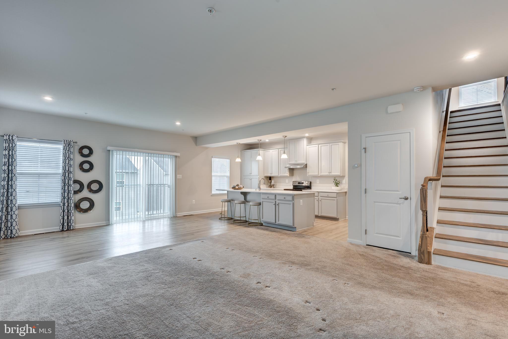 MEADE'S CROSSING - Residential