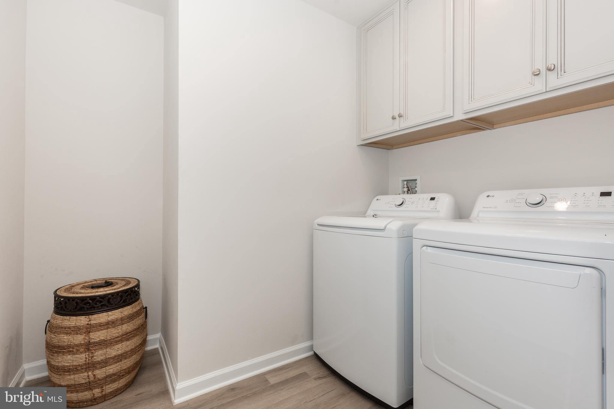 MEADE'S CROSSING - Residential