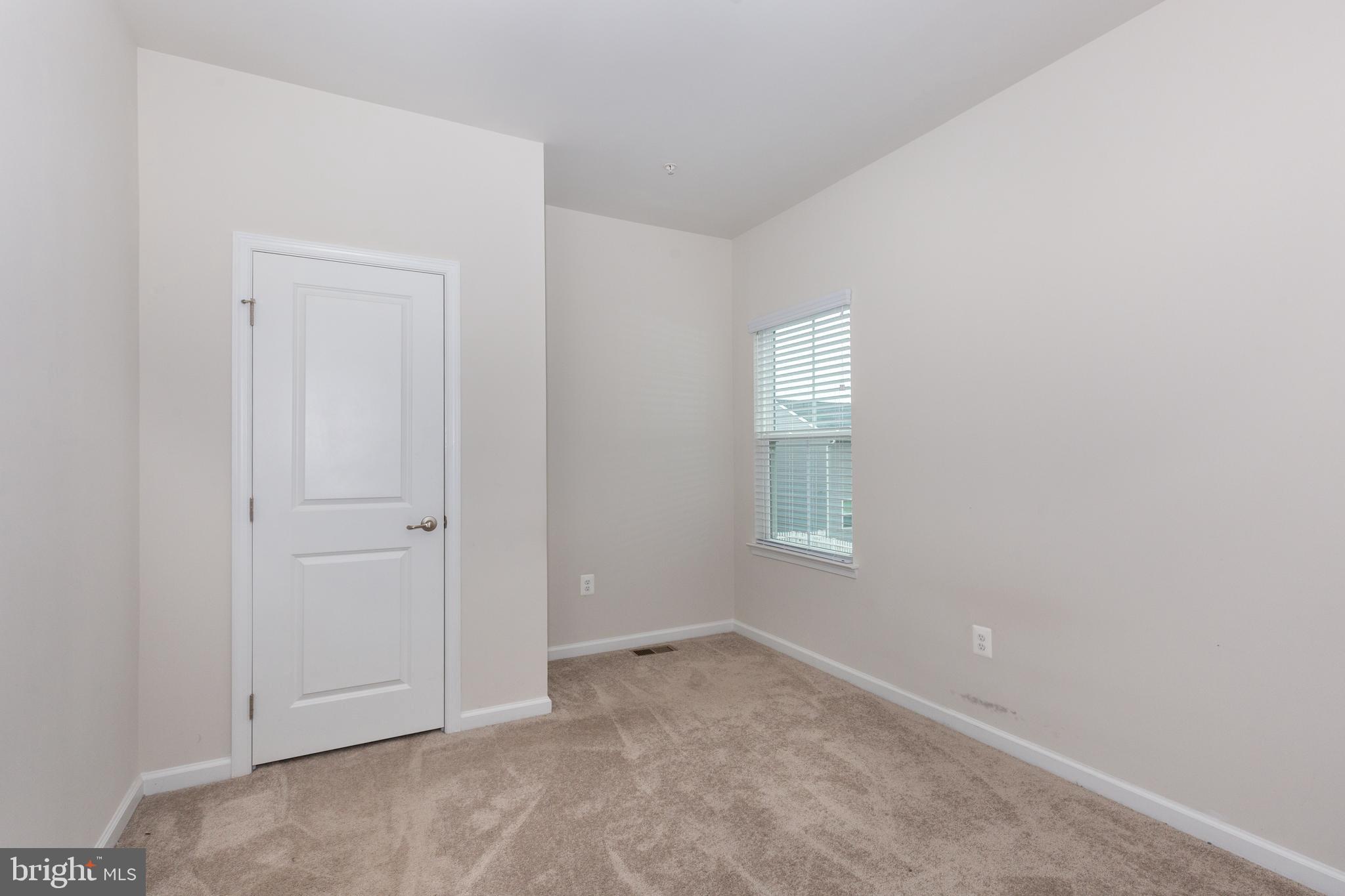 MEADE'S CROSSING - Residential