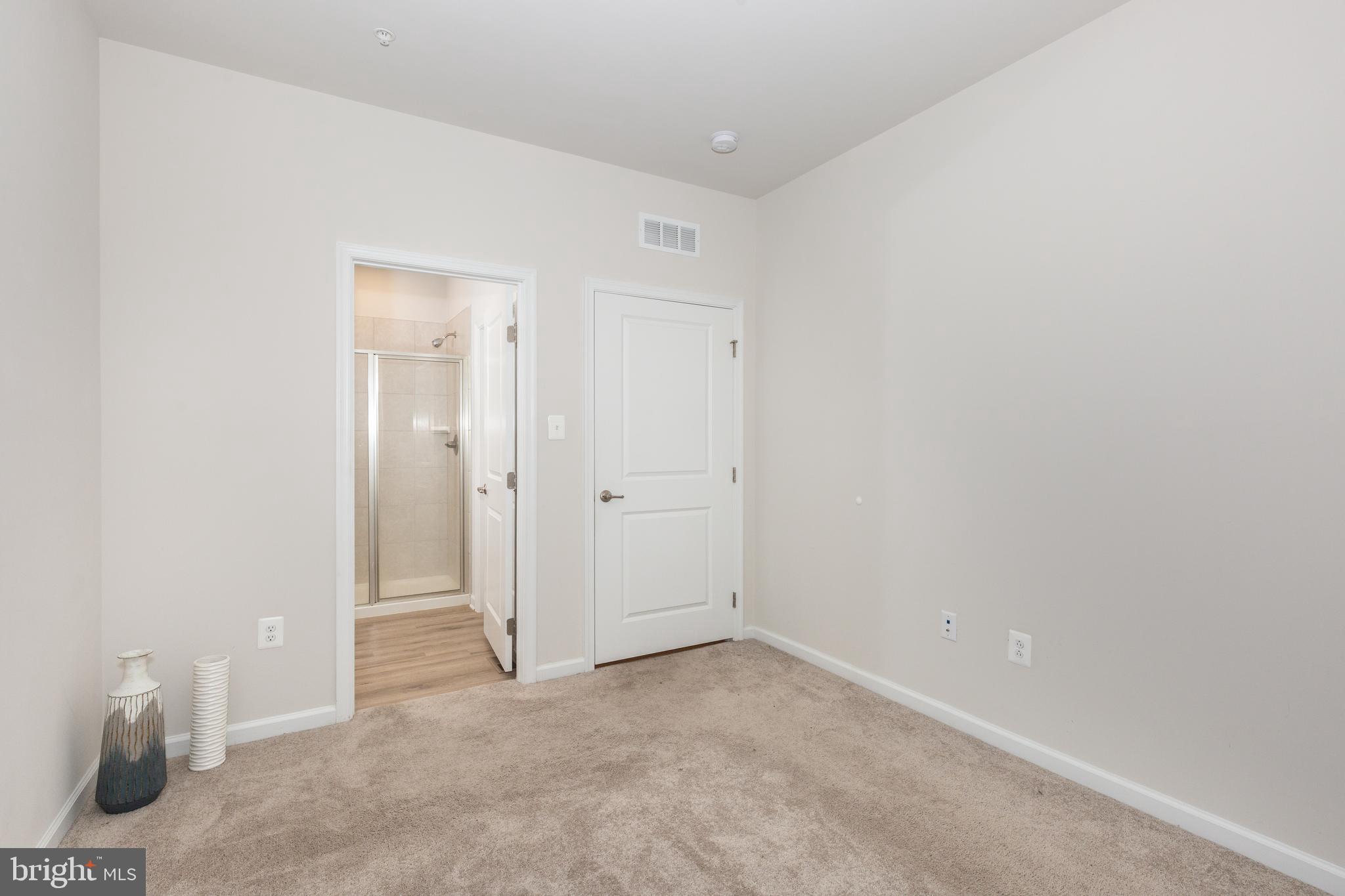 MEADE'S CROSSING - Residential