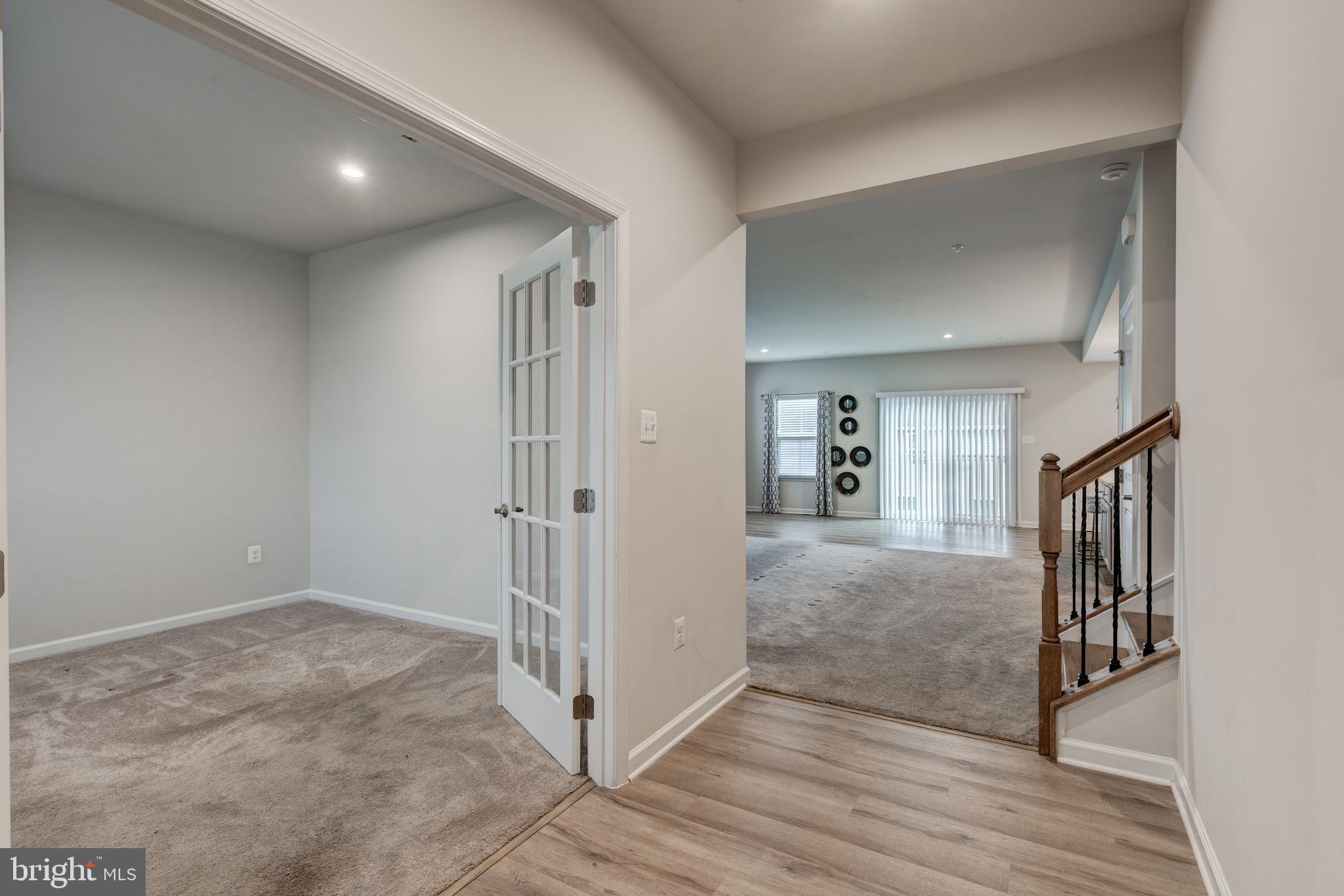 MEADE'S CROSSING - Residential