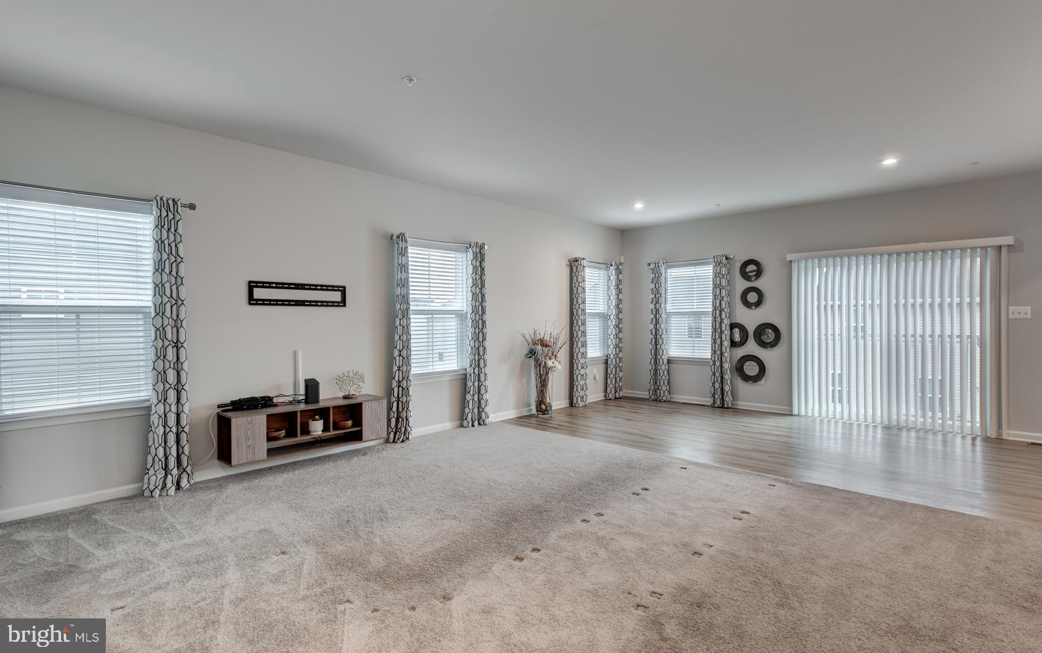 MEADE'S CROSSING - Residential