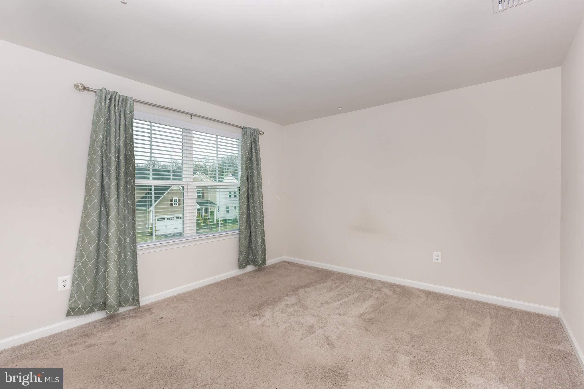 MEADE'S CROSSING - Residential