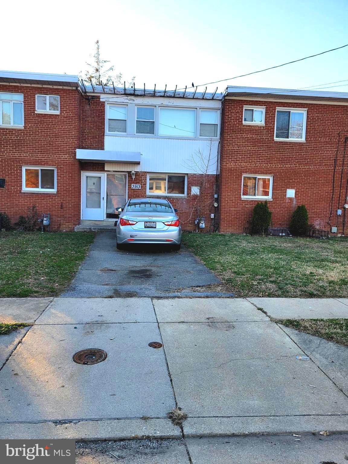 MARLBORO HEIGHTS - Residential