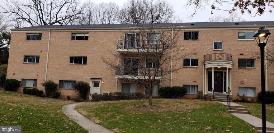 Large (1,306 sq ft) and UPDATED 2BR/2BA in convenient Parkside! Includes ALL utilities. Unit is 1 floor ABOVE ground.  Community is next to Grosvenor Metro & Rock Creek Park. Walk or bus stop directly across the street. Updated Granite/SS kitchen w/gas stove & window, wood flrs in HUGE LR/DR, generous-sized BR's w/large closets, UPDATED BA's, freshly painted, great balcony.  Easy parking, bus stop at front door, community pool, tennis, playground.  Long-term lease preferred. Community Association does not allow pets (service/emotional support only)