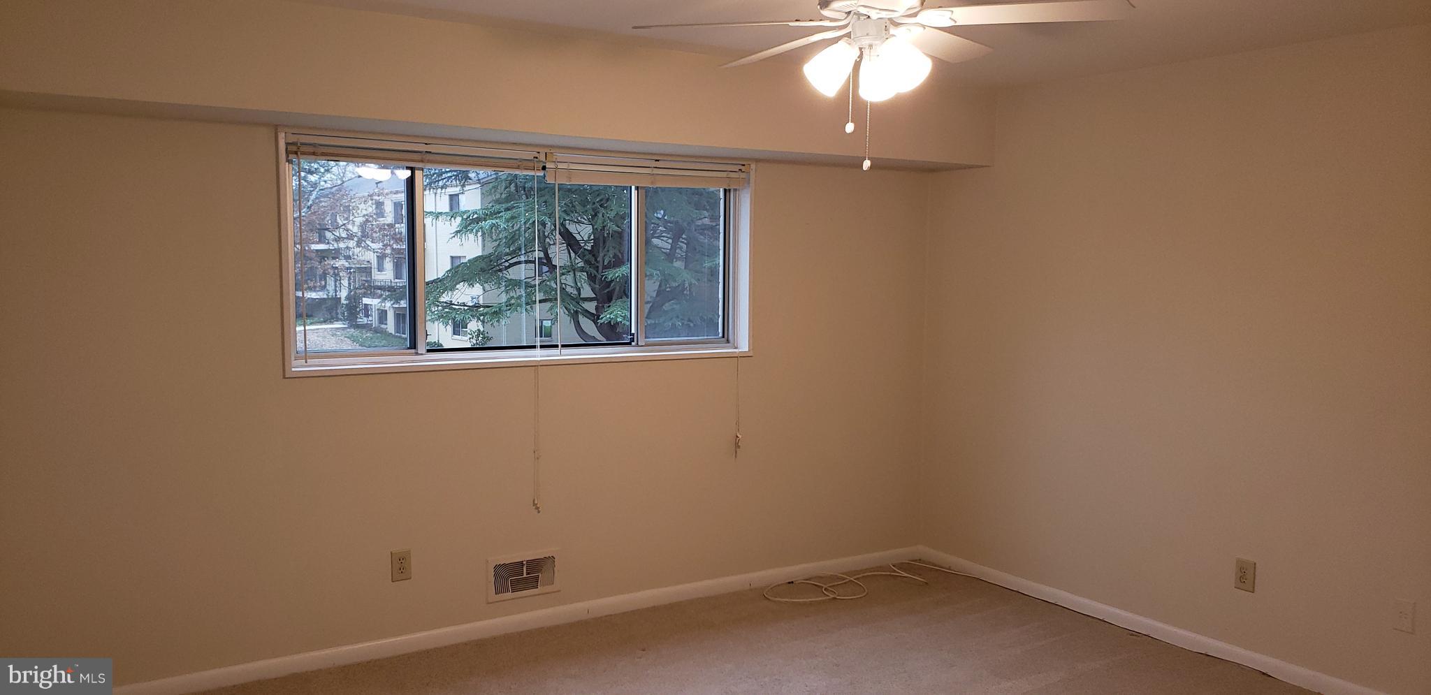 PARKSIDE CONDOMINIUMS - Residential Lease