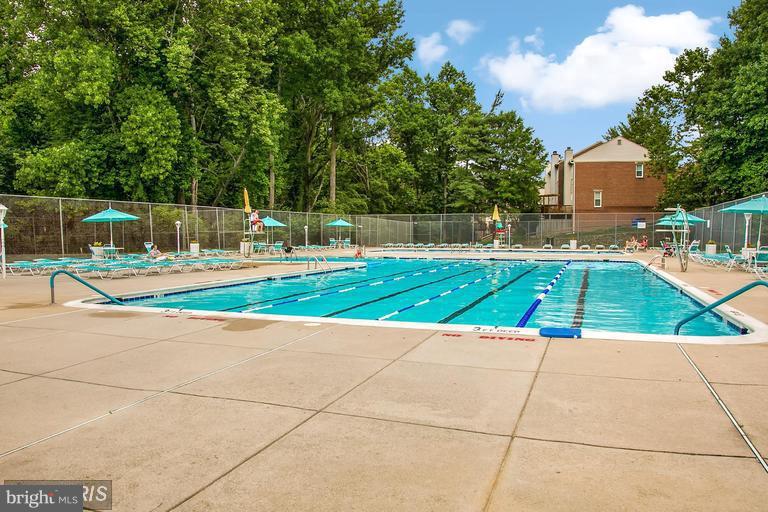 PARKSIDE CONDOMINIUMS - Residential Lease