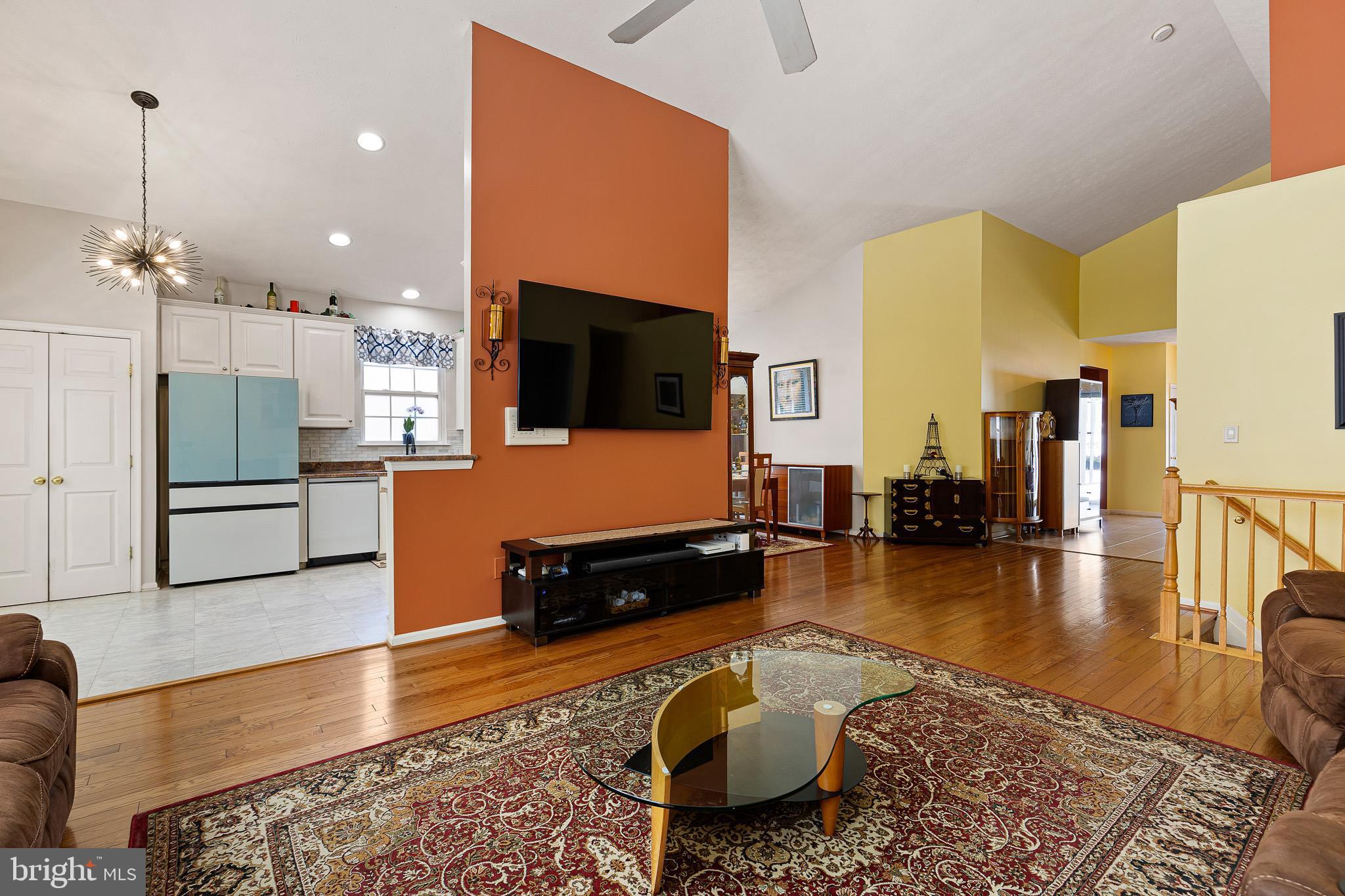 263 THOMAS JEFFERSON TERRACE