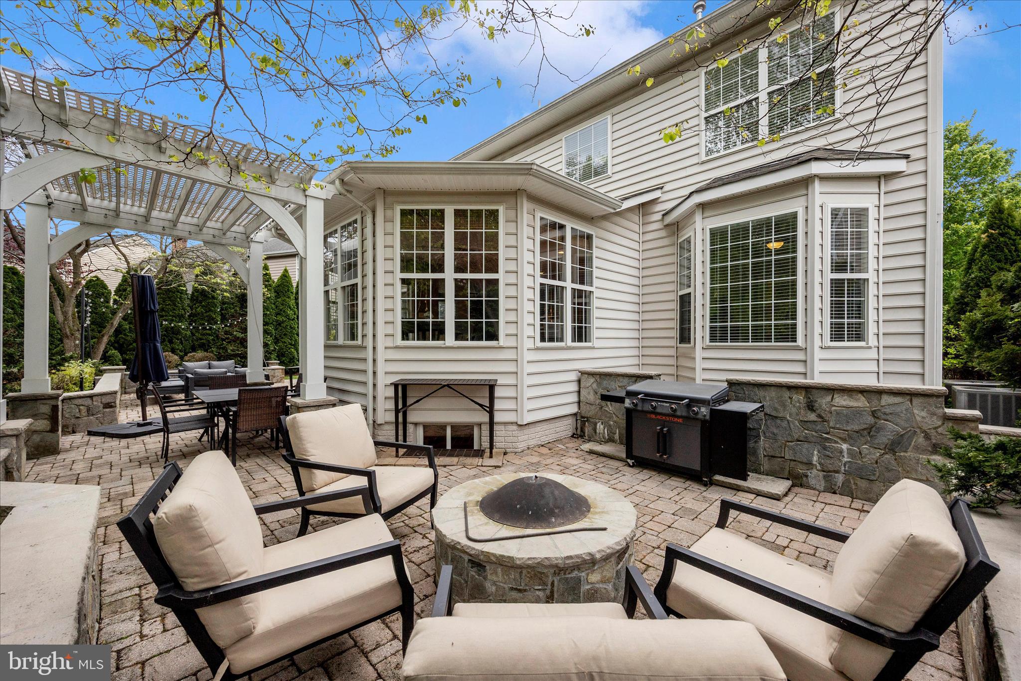 WESTWINDS - Residential