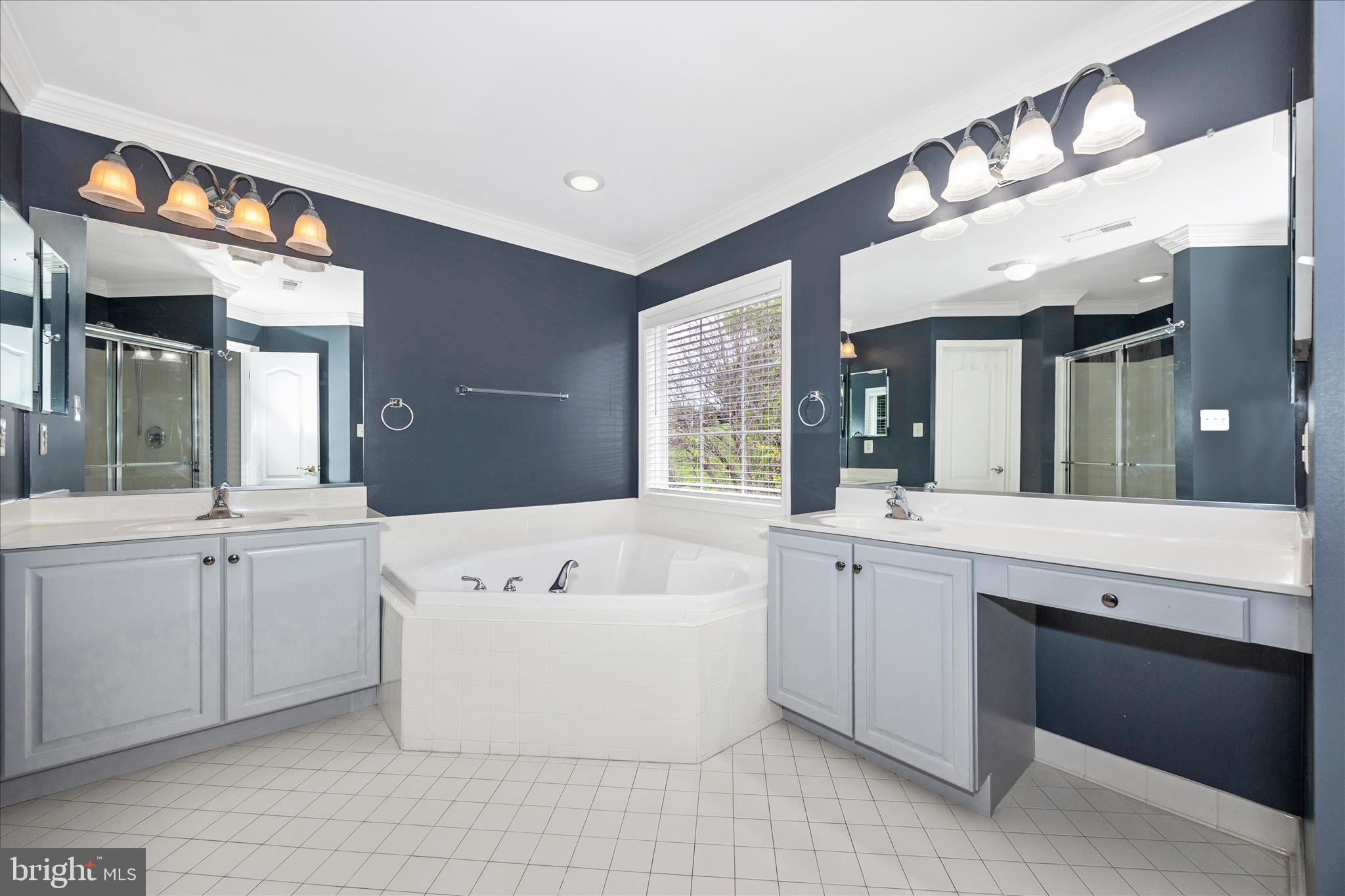 WESTWINDS - Residential