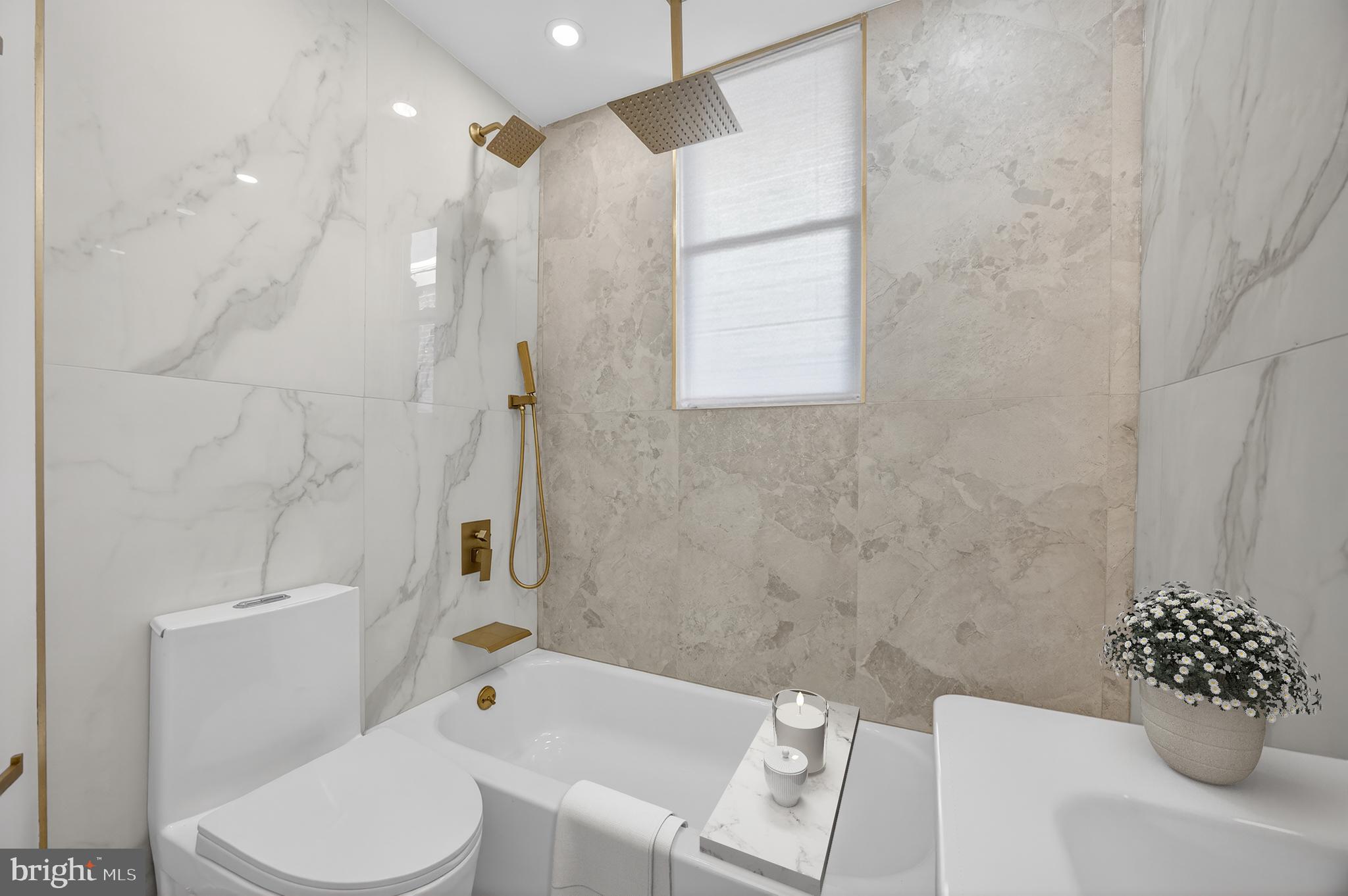 PORT RICHMOND - Residential