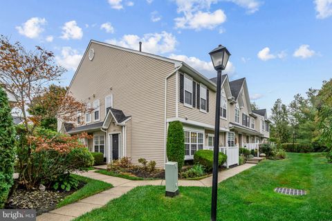 Photo of 2605 Saxony Drive, MOUNT LAUREL, NJ 08054 (MLS # NJBL2097716)