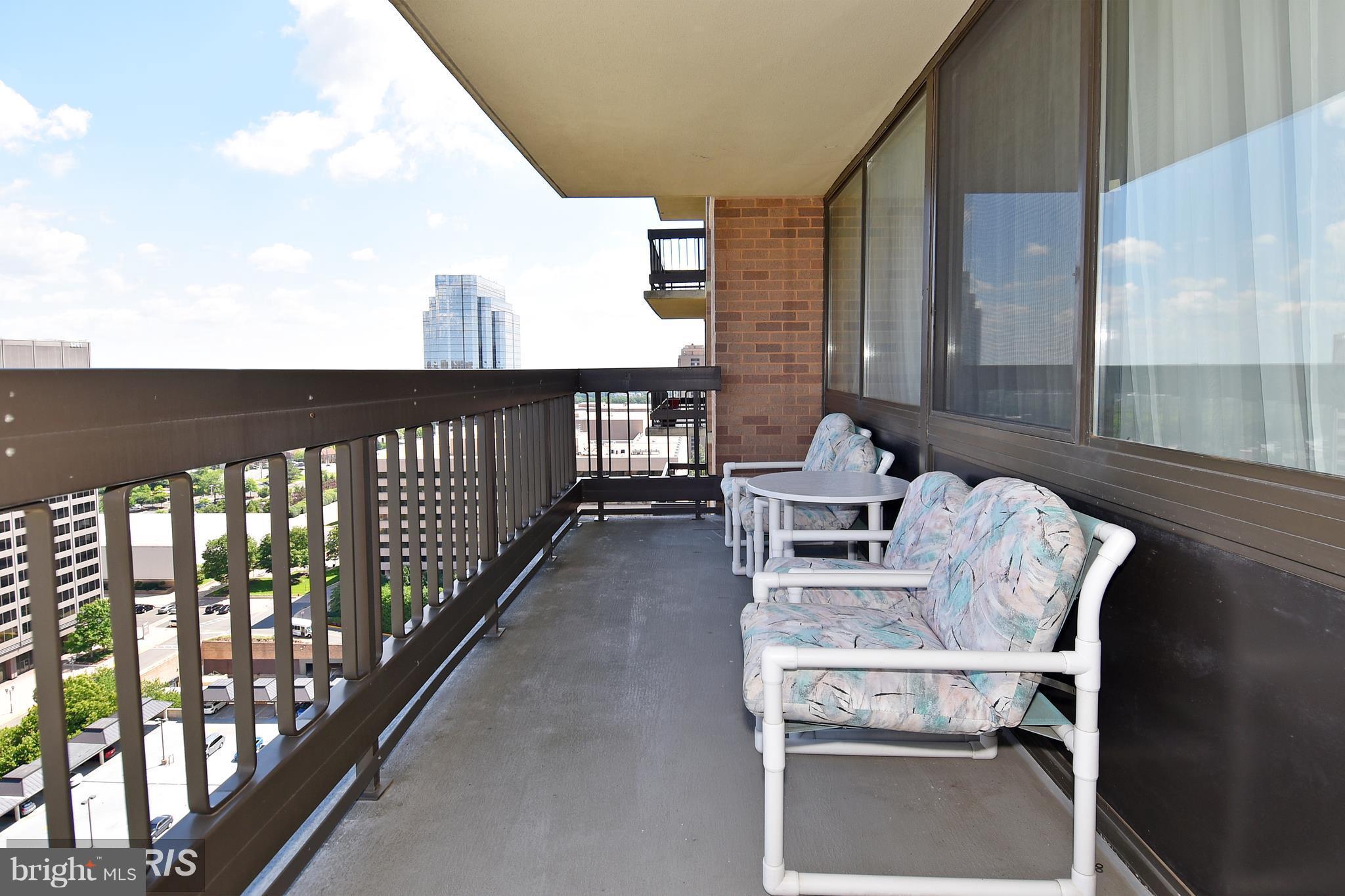 SKYLINE SQUARE CONDO - Residential