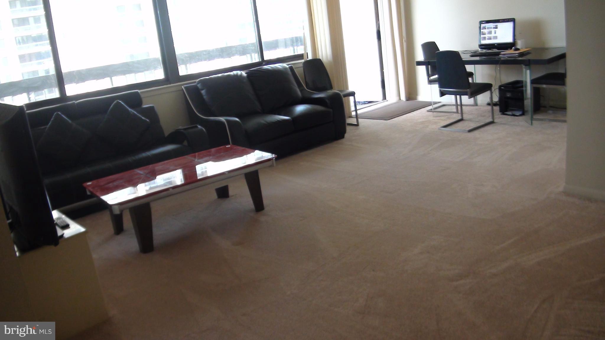 SKYLINE SQUARE CONDO - Residential