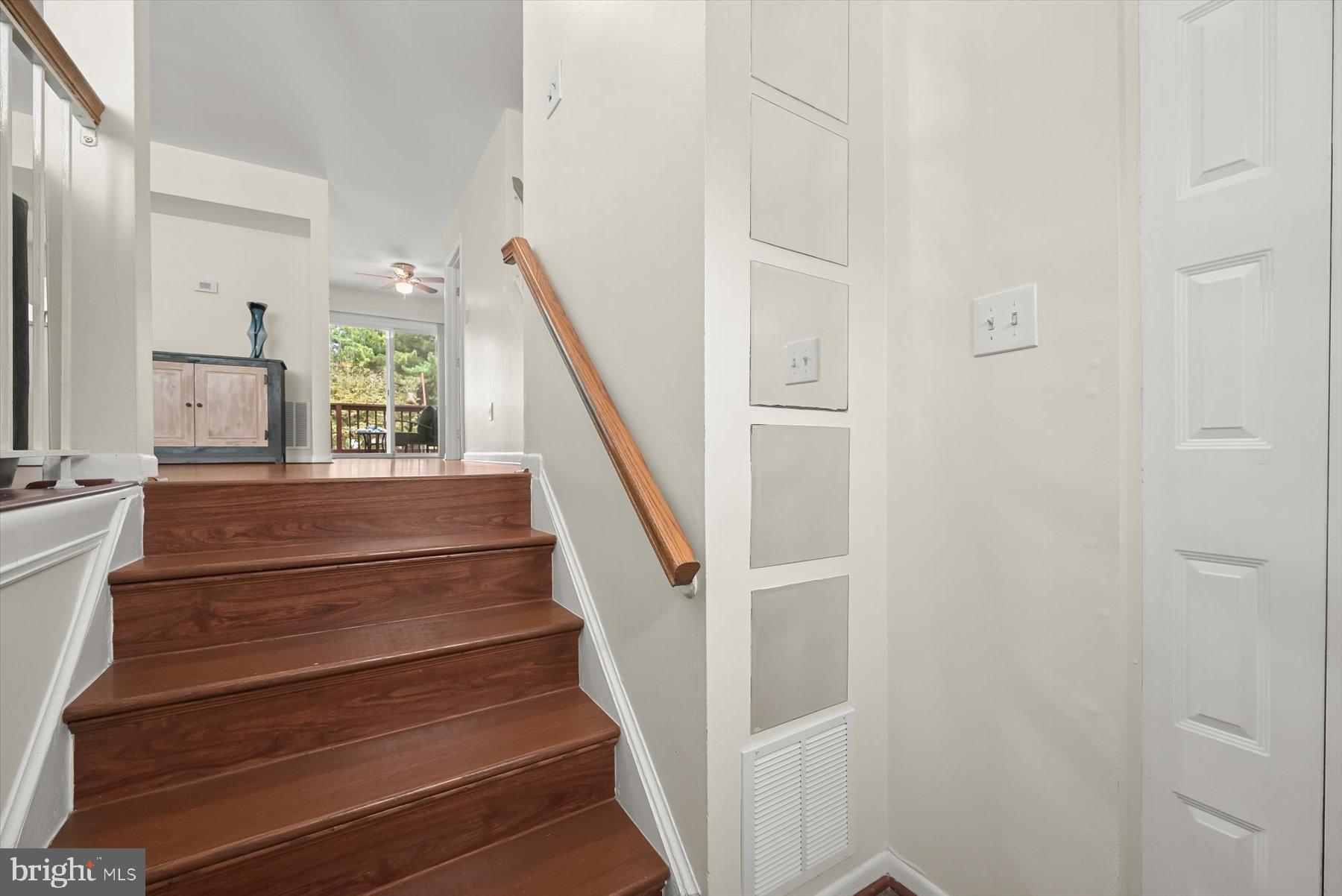 10 ALMADEN PLACE
