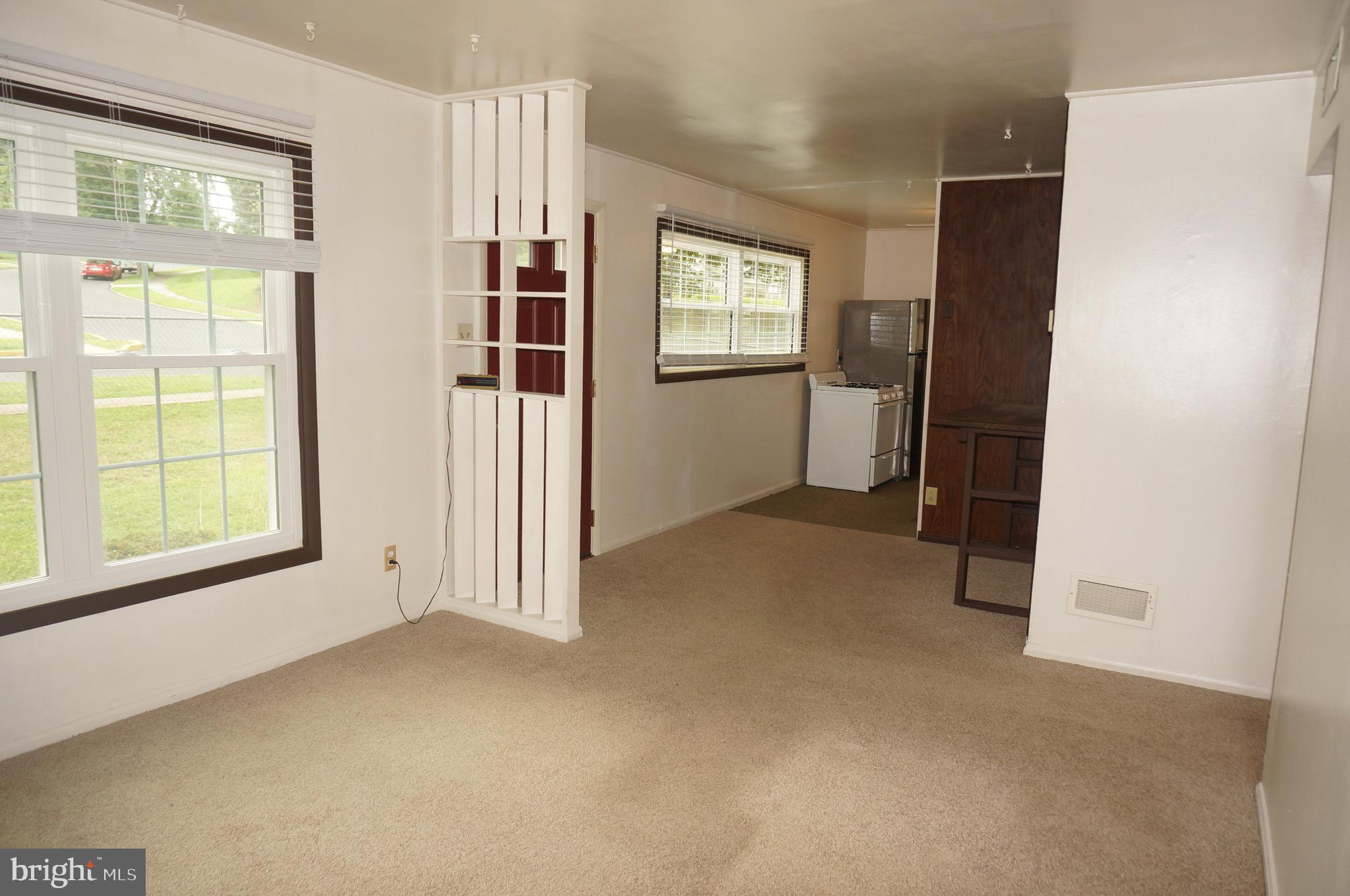 OAK HILLS - Residential