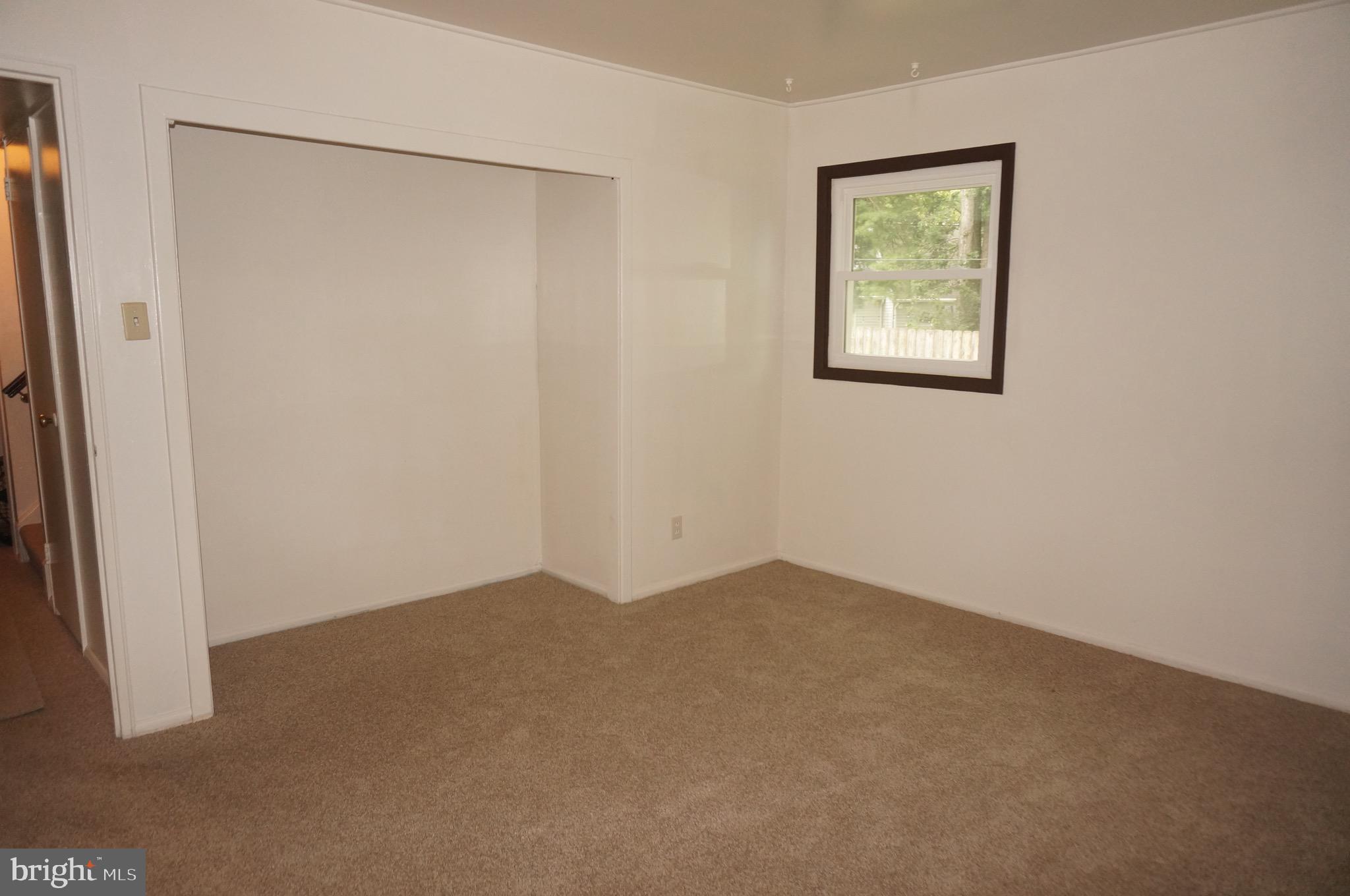 OAK HILLS - Residential