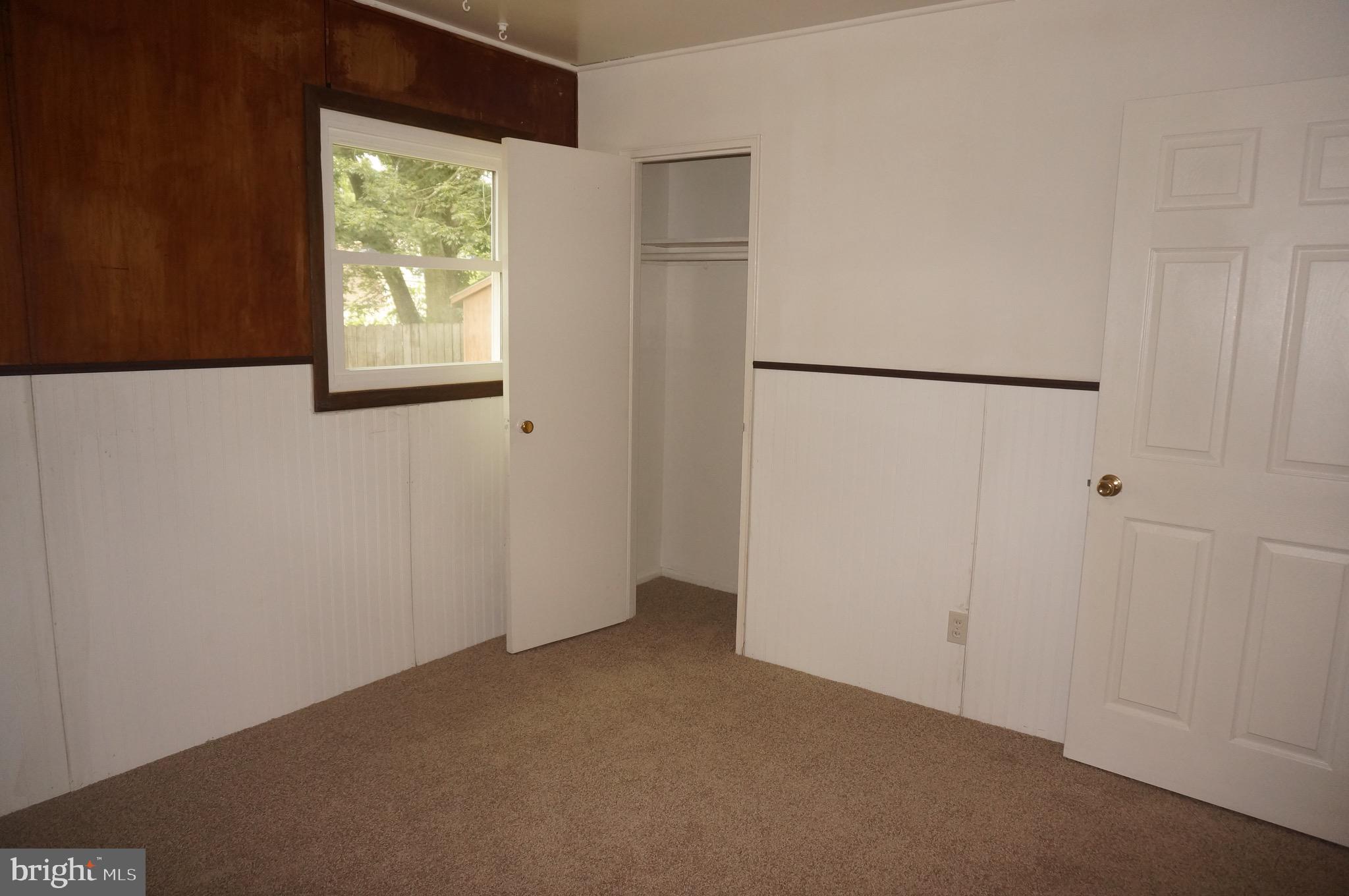 OAK HILLS - Residential