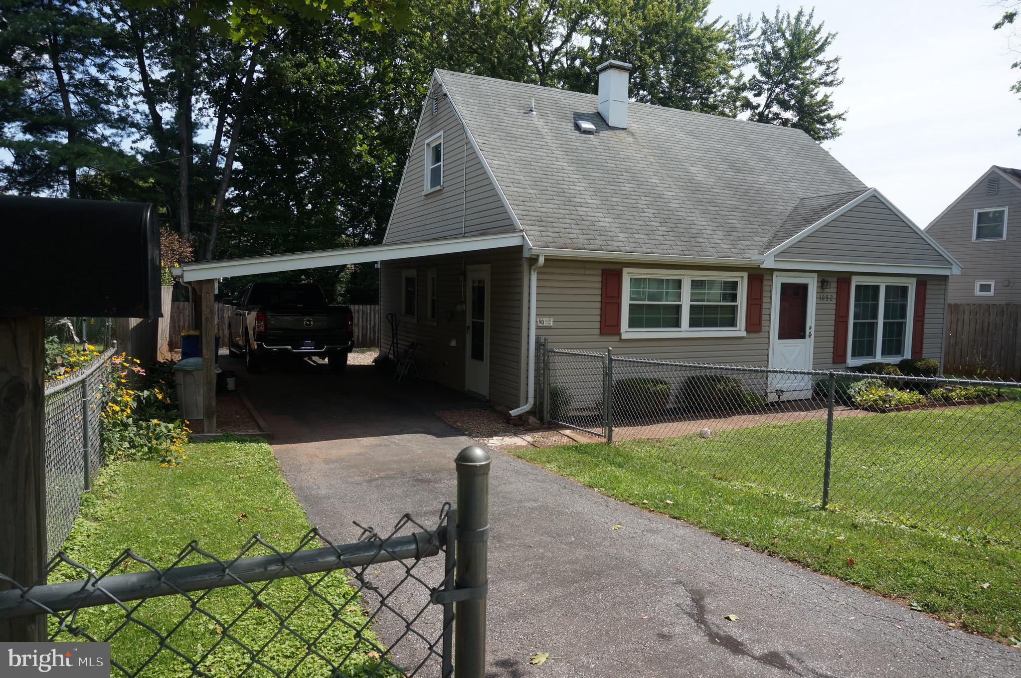 OAK HILLS - Residential