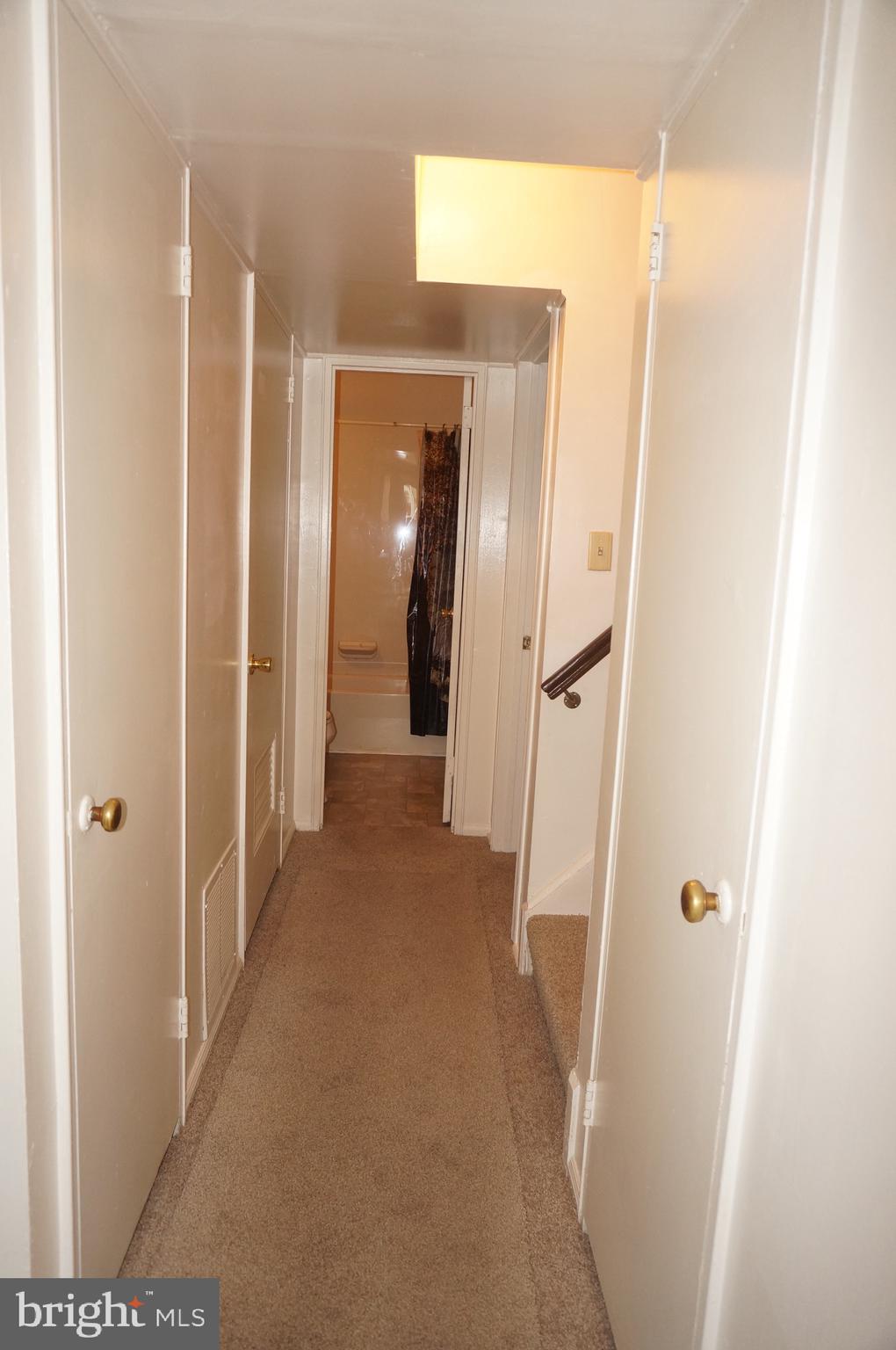 OAK HILLS - Residential