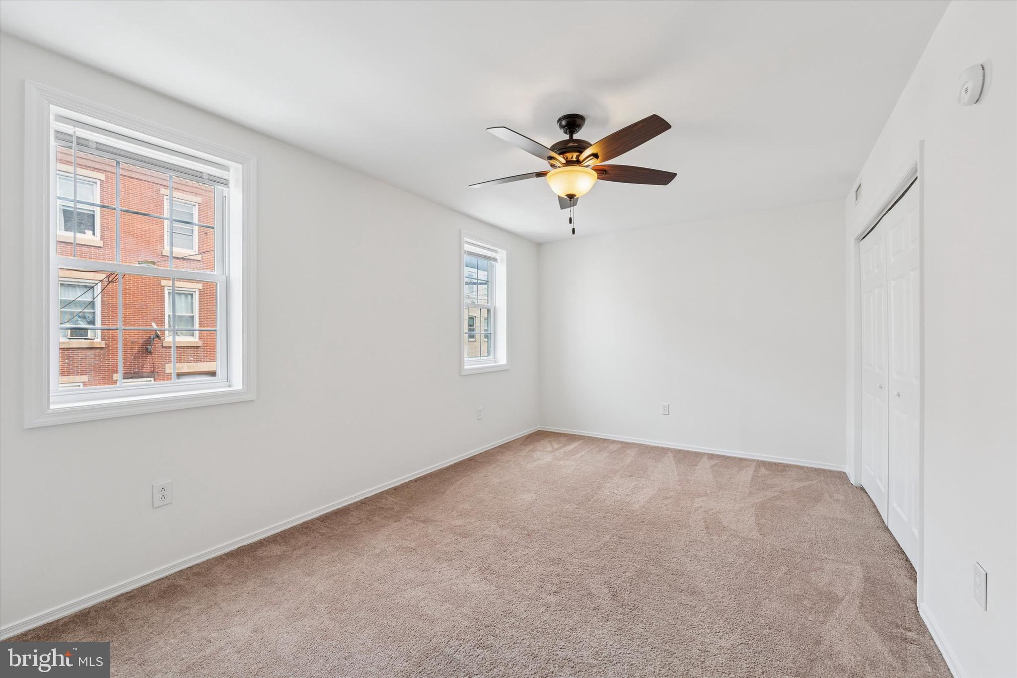 PASSYUNK SQUARE - Residential