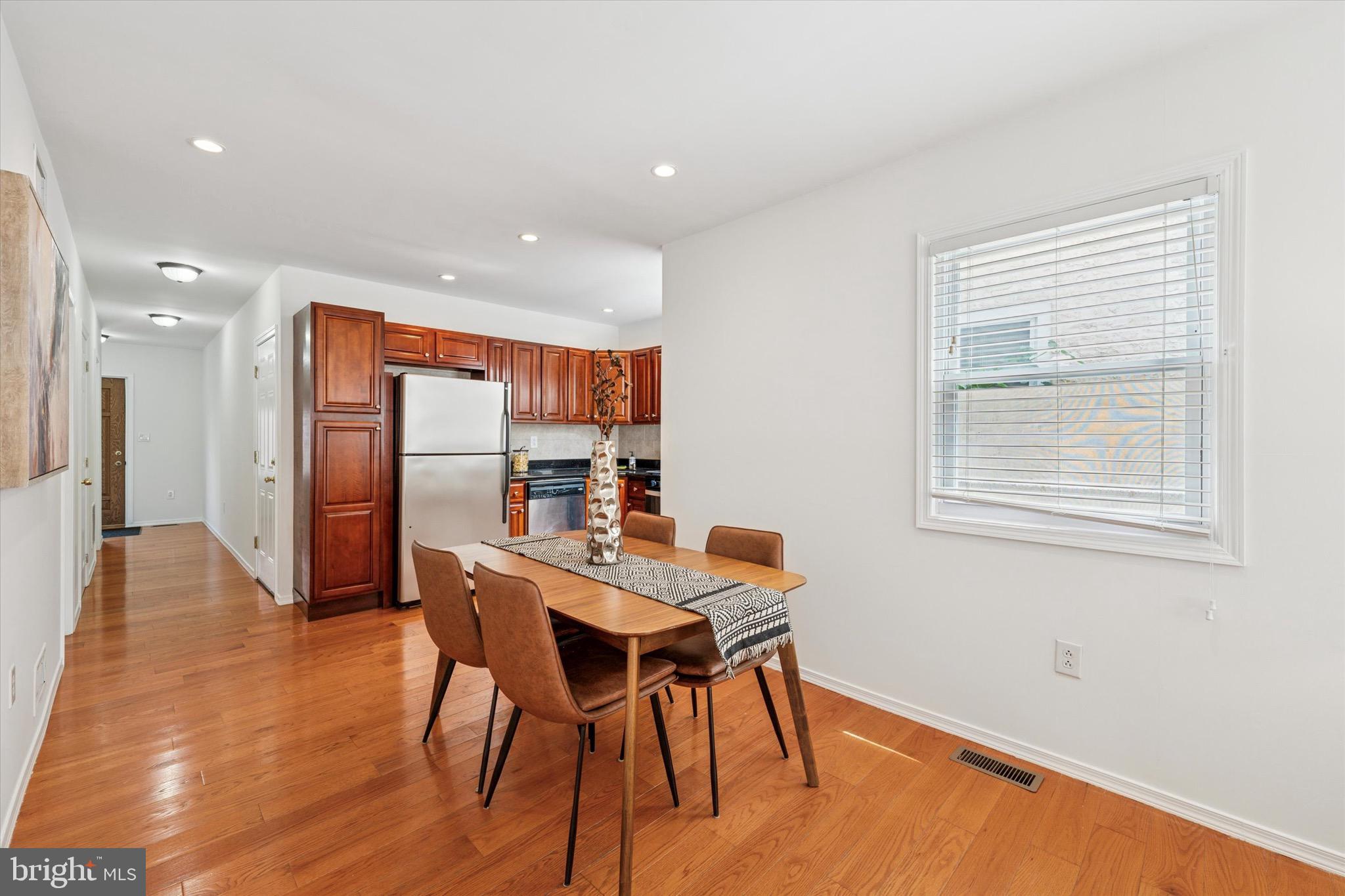 PASSYUNK SQUARE - Residential