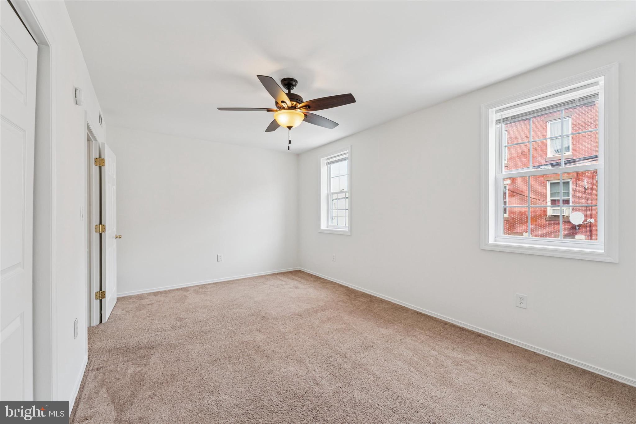 PASSYUNK SQUARE - Residential