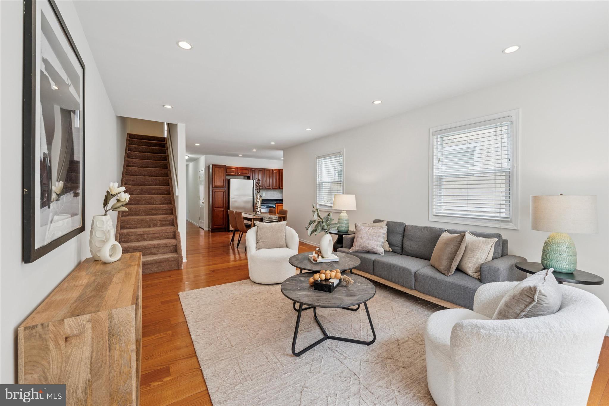 PASSYUNK SQUARE - Residential