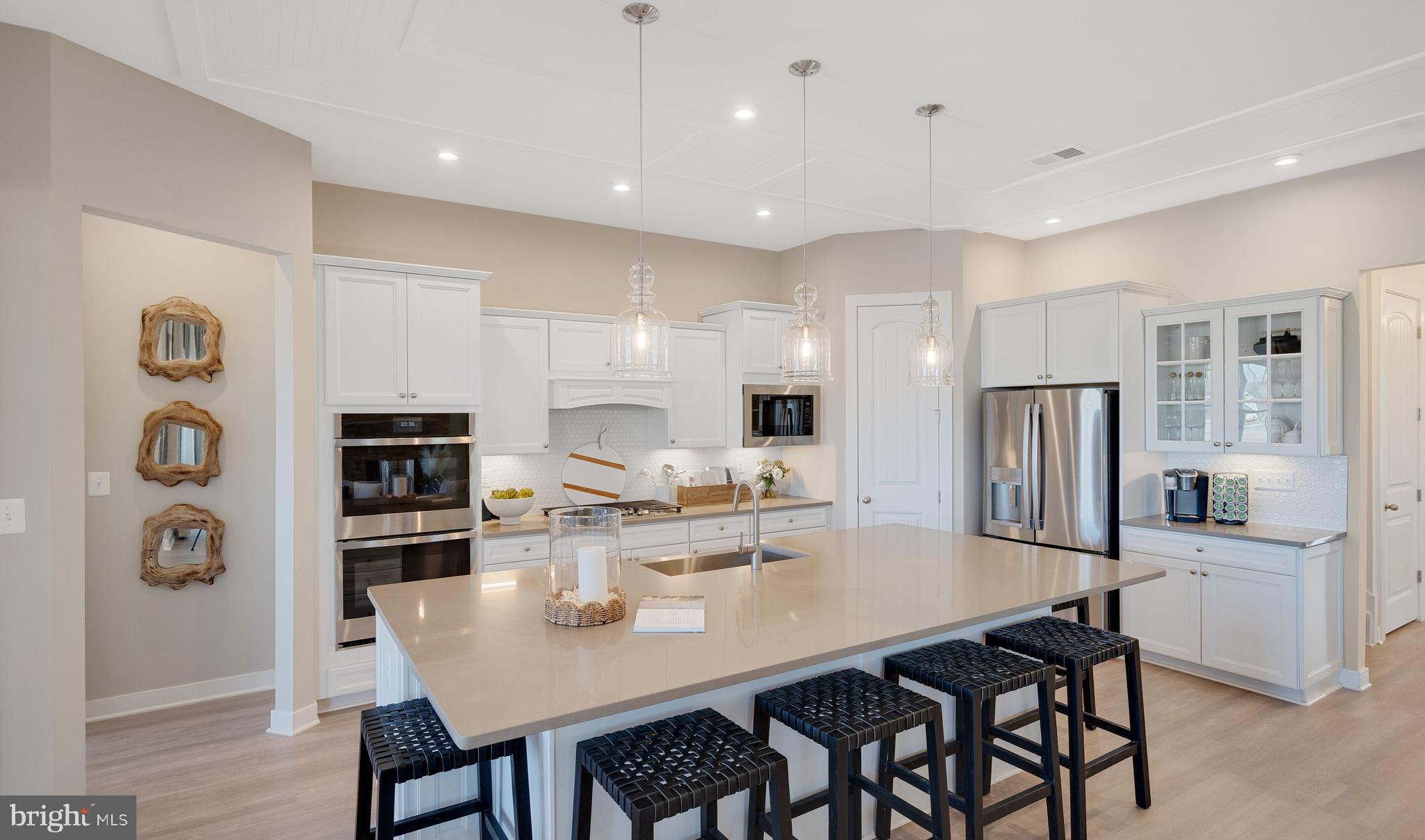 FOUR SEASONS AT KENT ISLAND - Residential