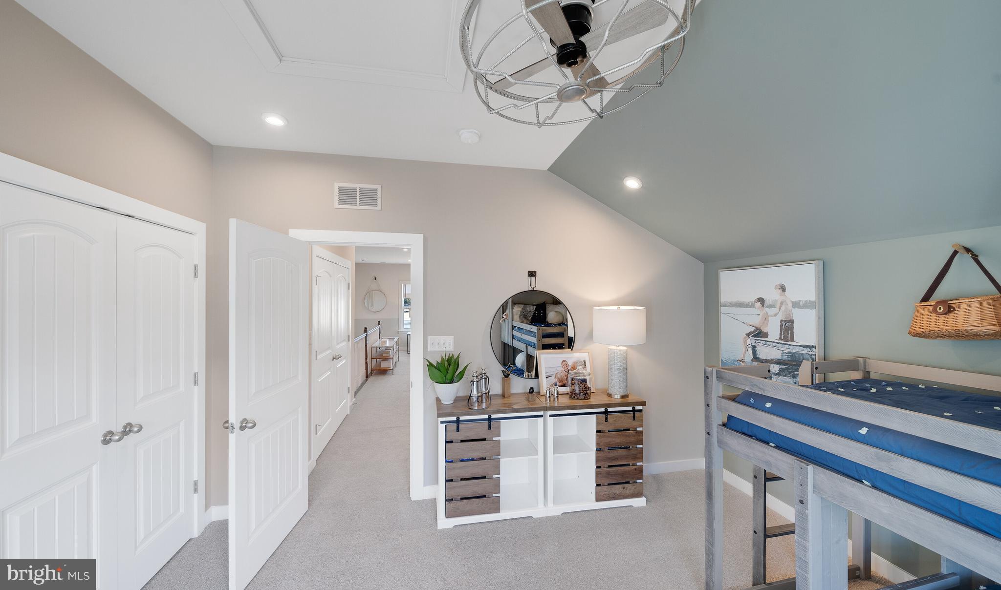 FOUR SEASONS AT KENT ISLAND - Residential