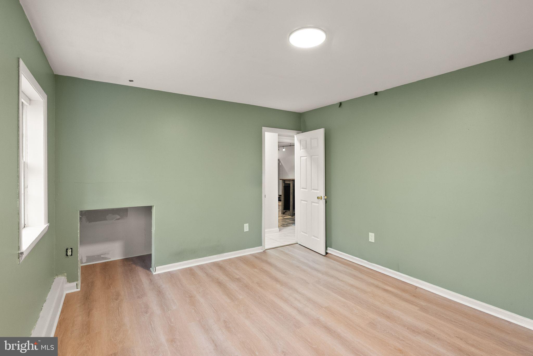 PARRAMORE - Residential