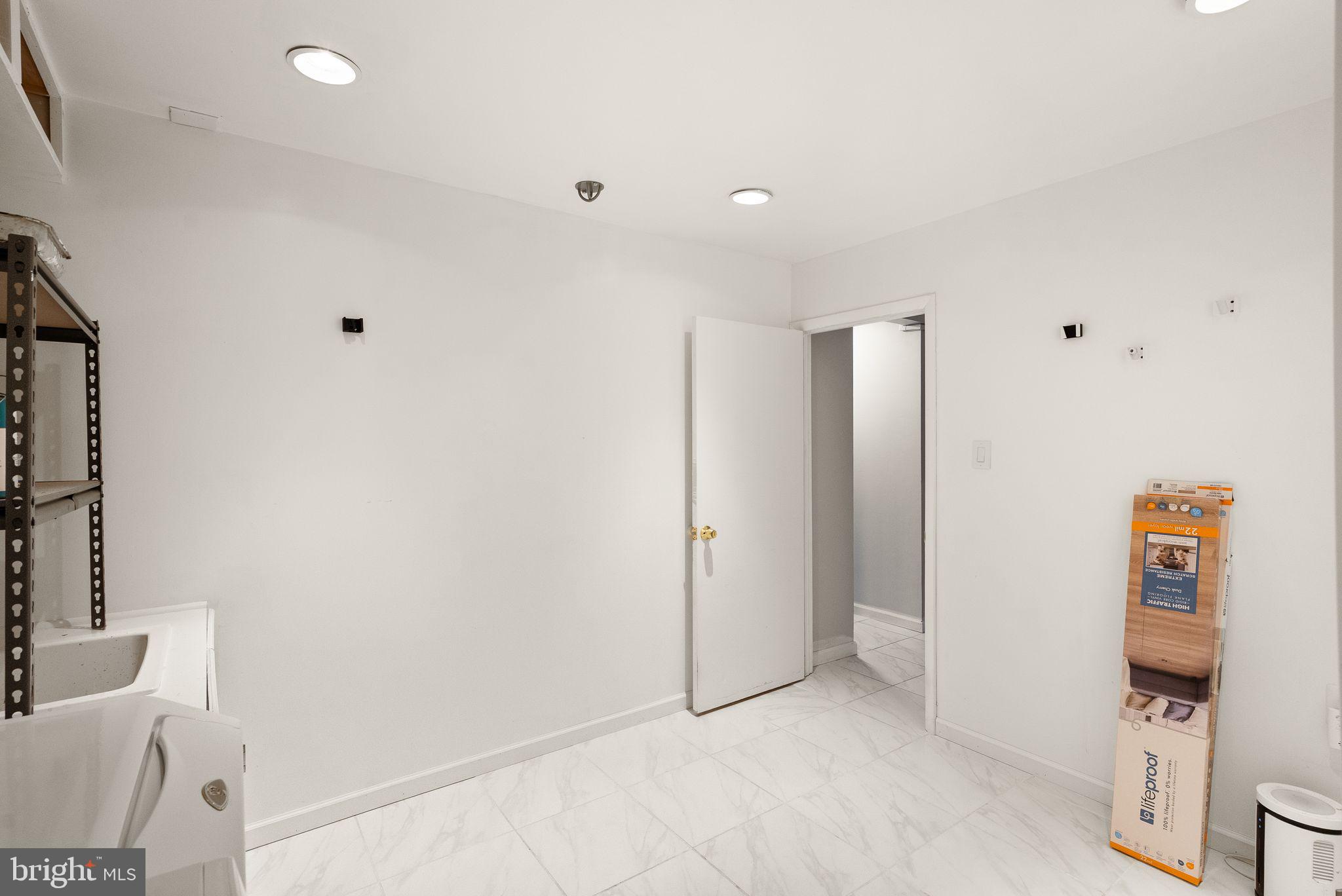 PARRAMORE - Residential