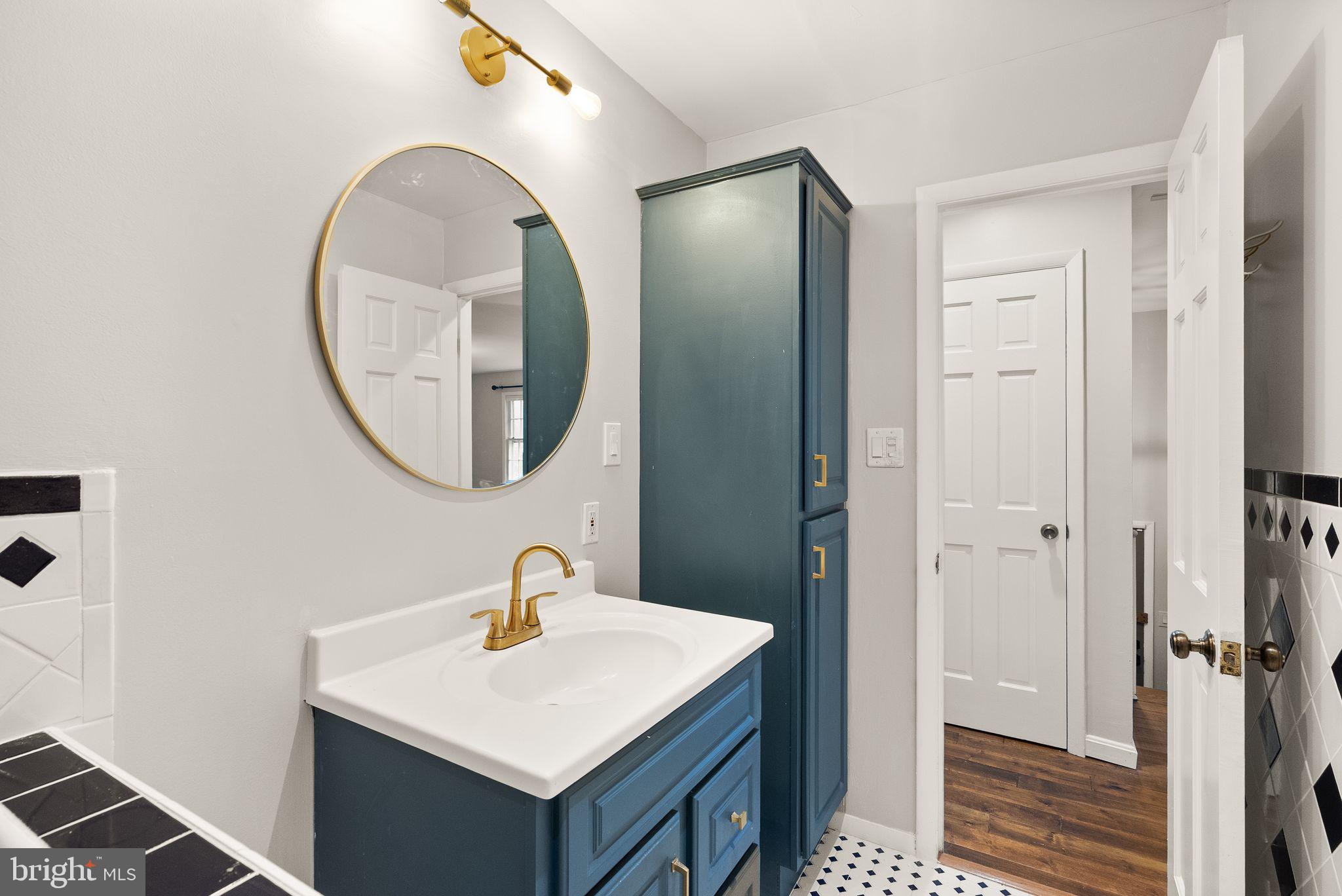 PARRAMORE - Residential