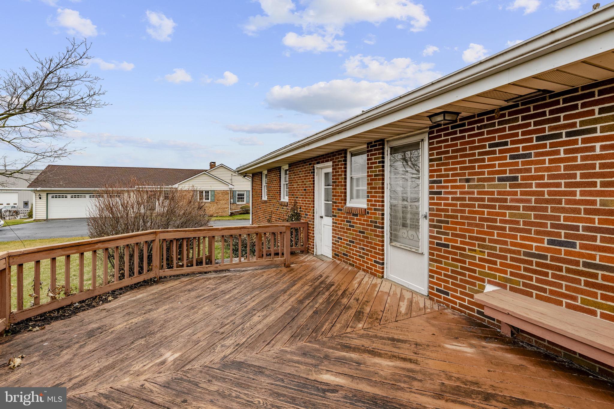 EARL TWP - Residential