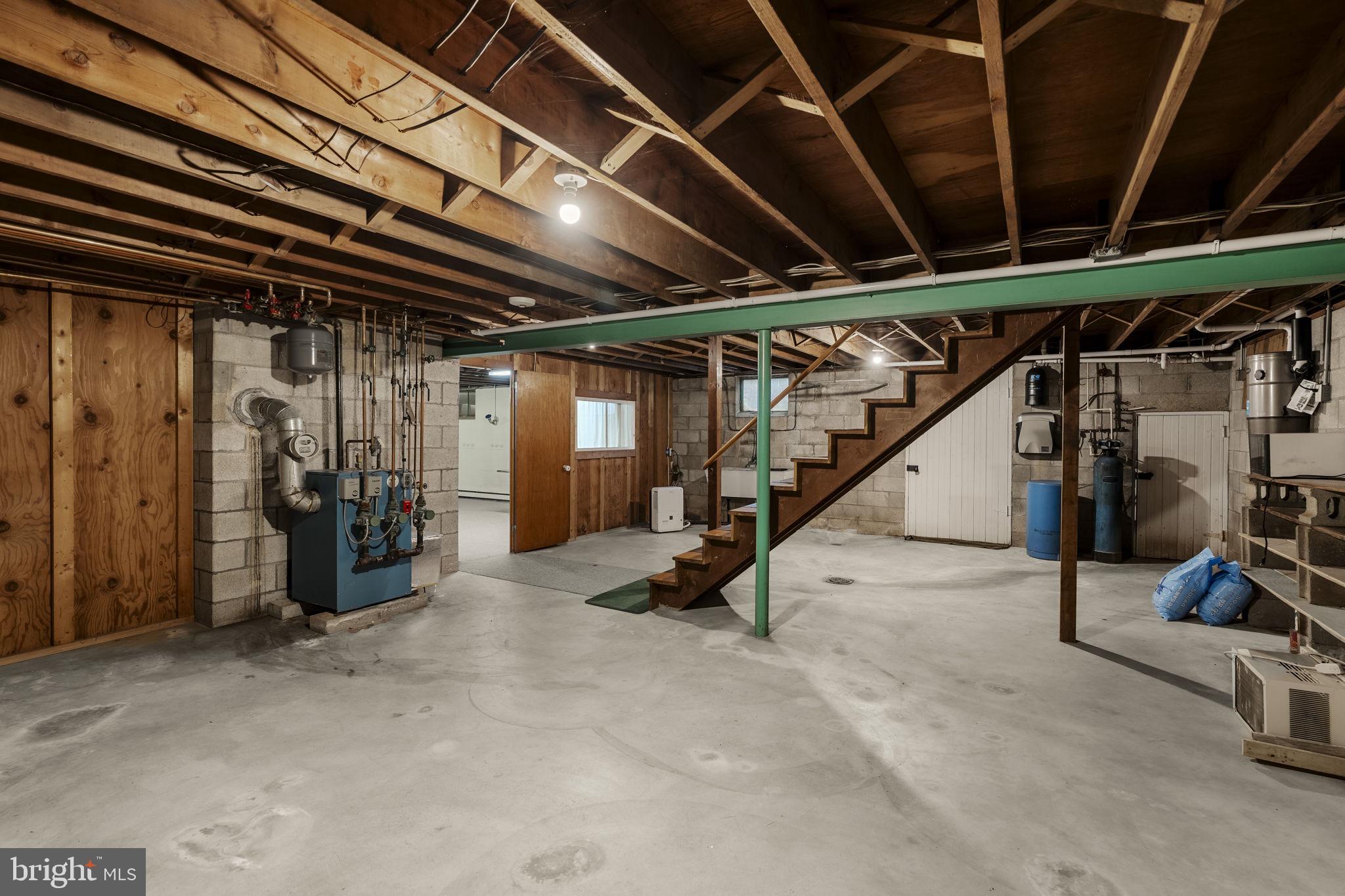 EARL TWP - Residential