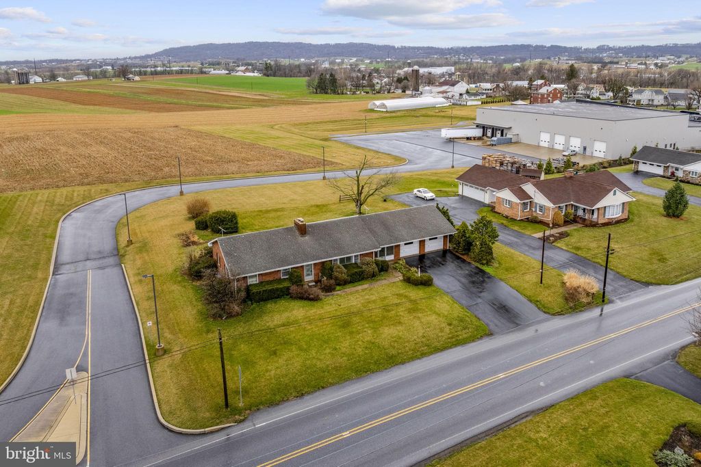 Photo of 632 E Farmersville Road, NEW HOLLAND, PA 17557 (MLS # PALA2086848)