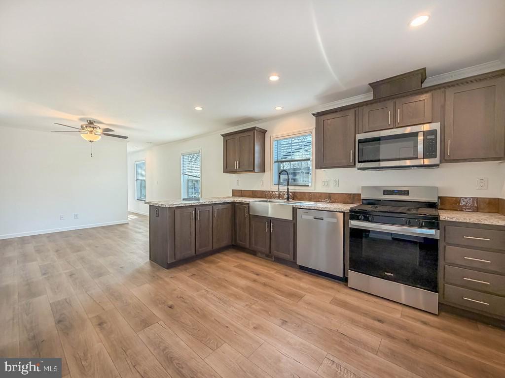 PENNWOOD CROSSING - Residential