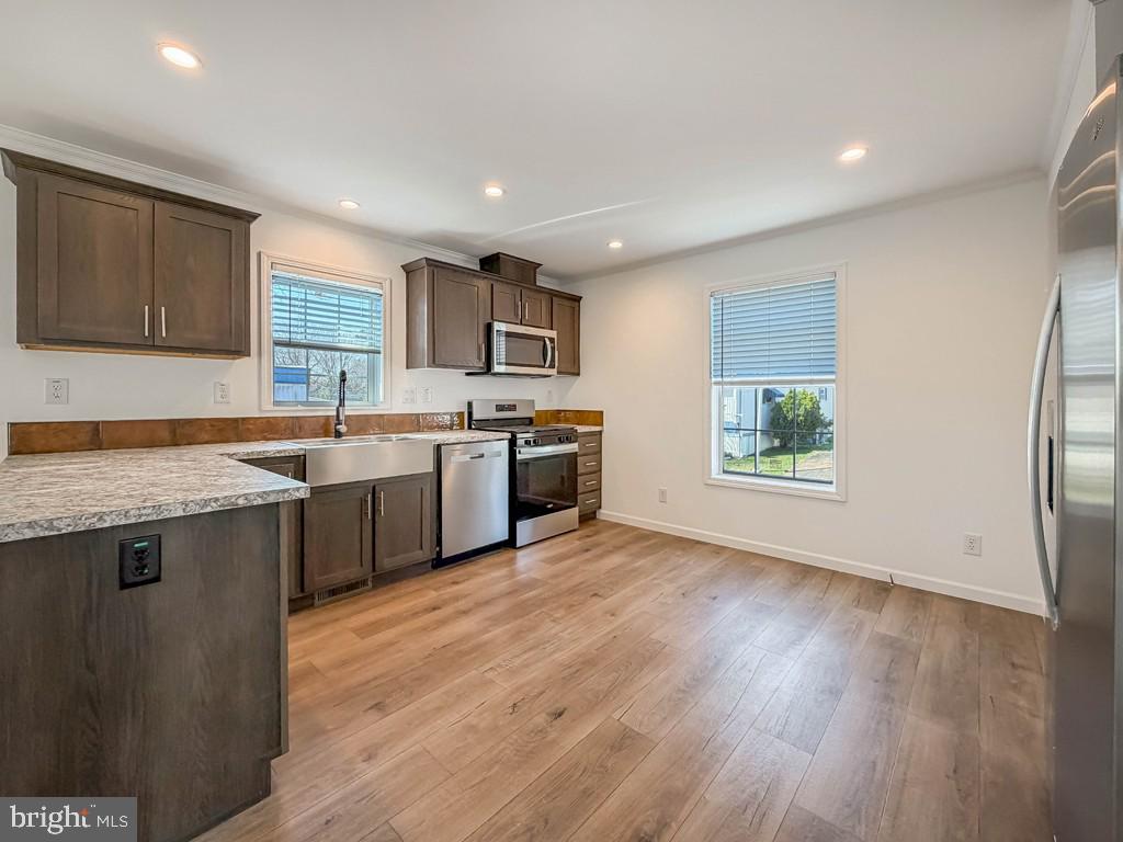 PENNWOOD CROSSING - Residential