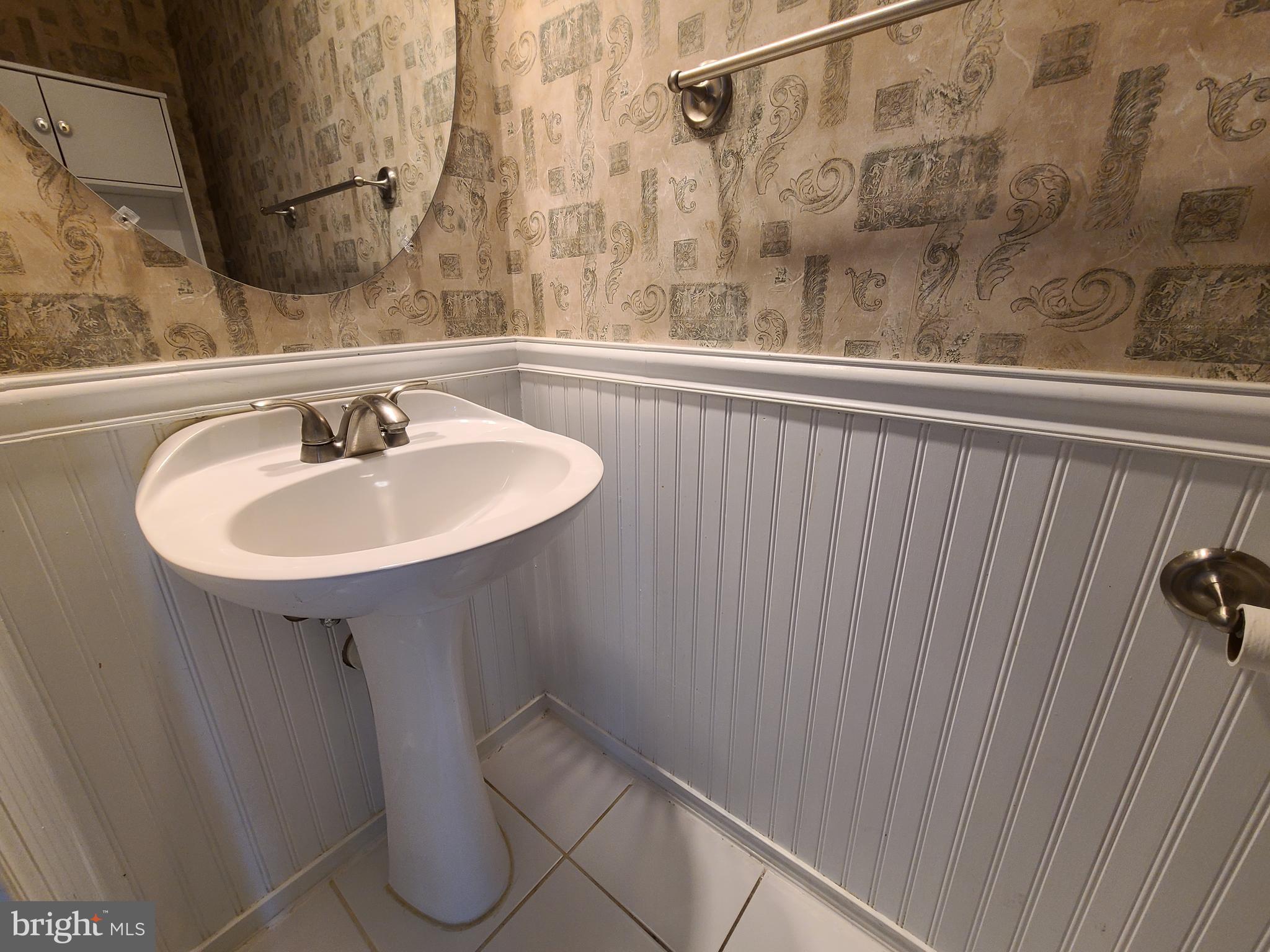 KINGSTOWNE - Residential Lease