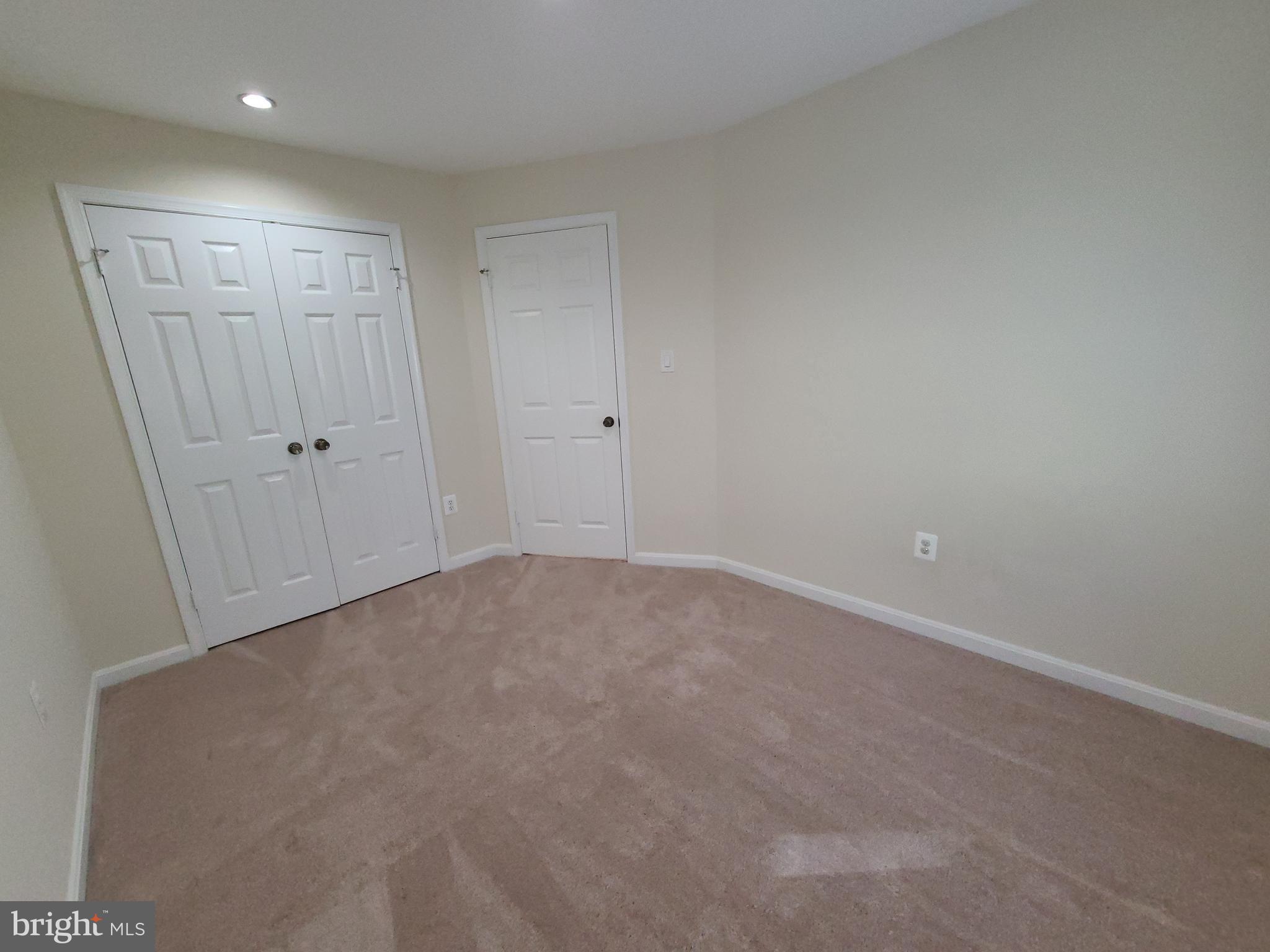 KINGSTOWNE - Residential Lease