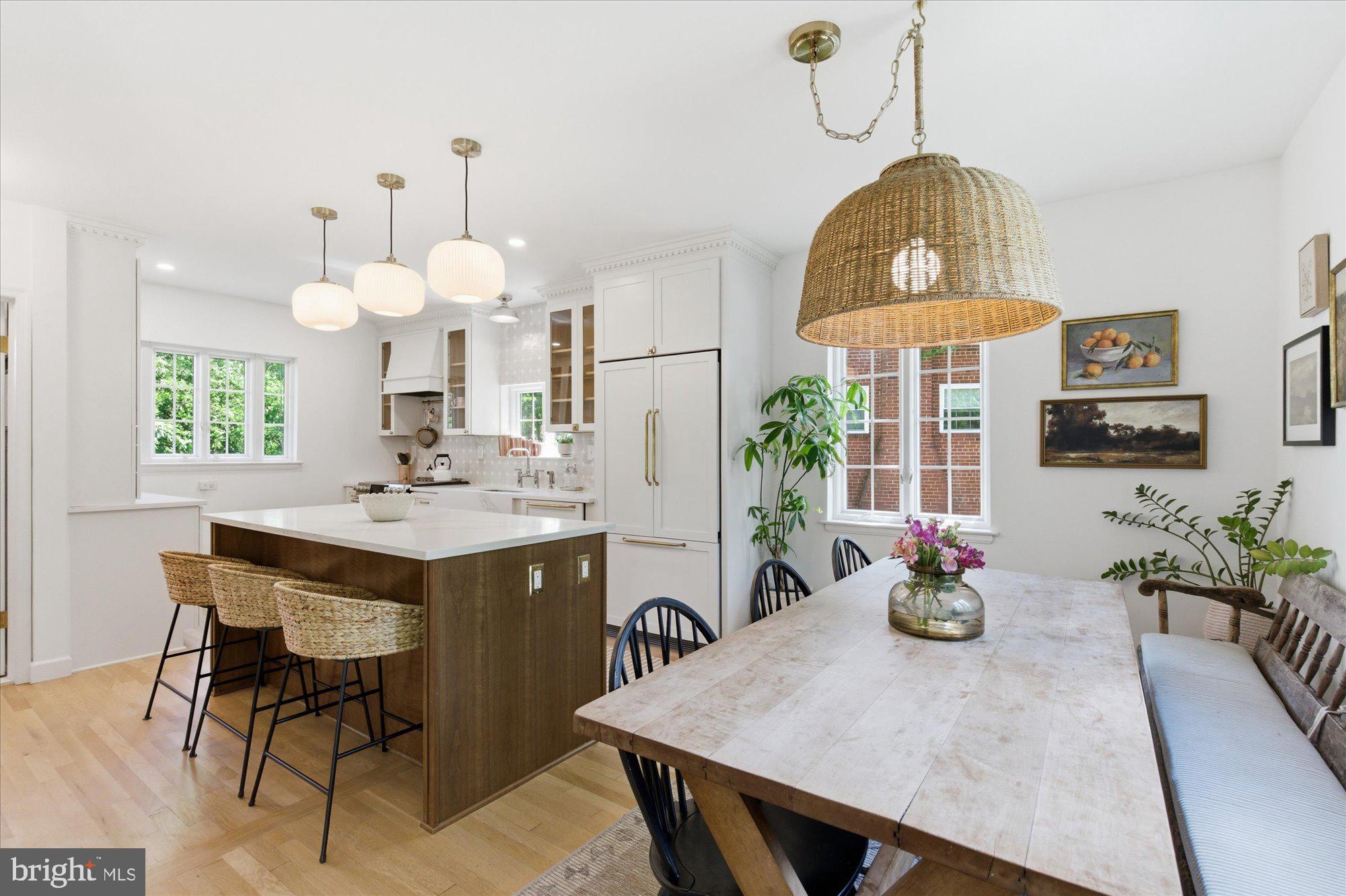BEVERLY HILLS - Residential