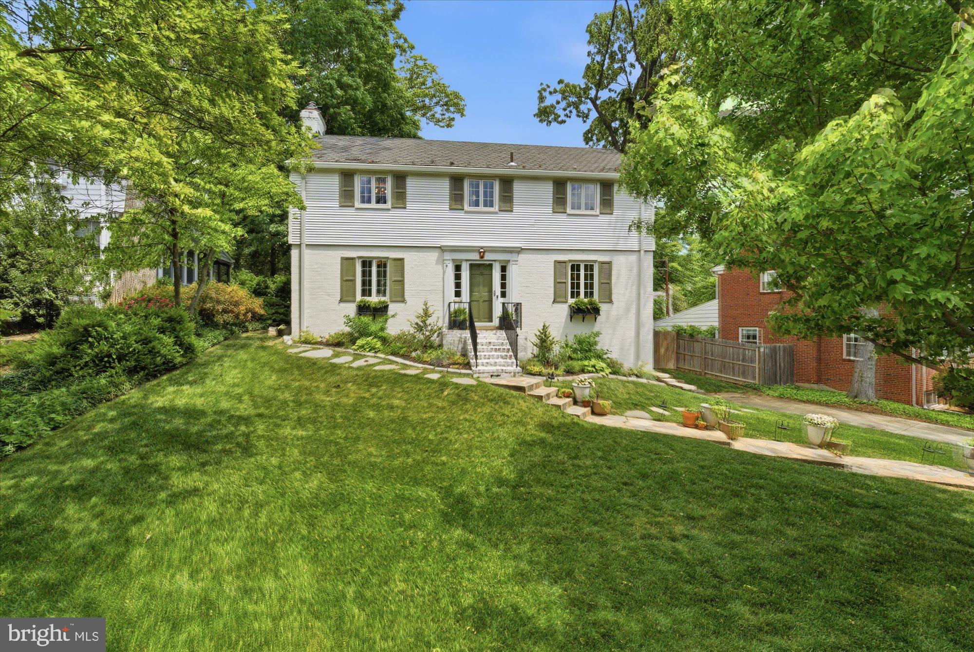 BEVERLY HILLS - Residential