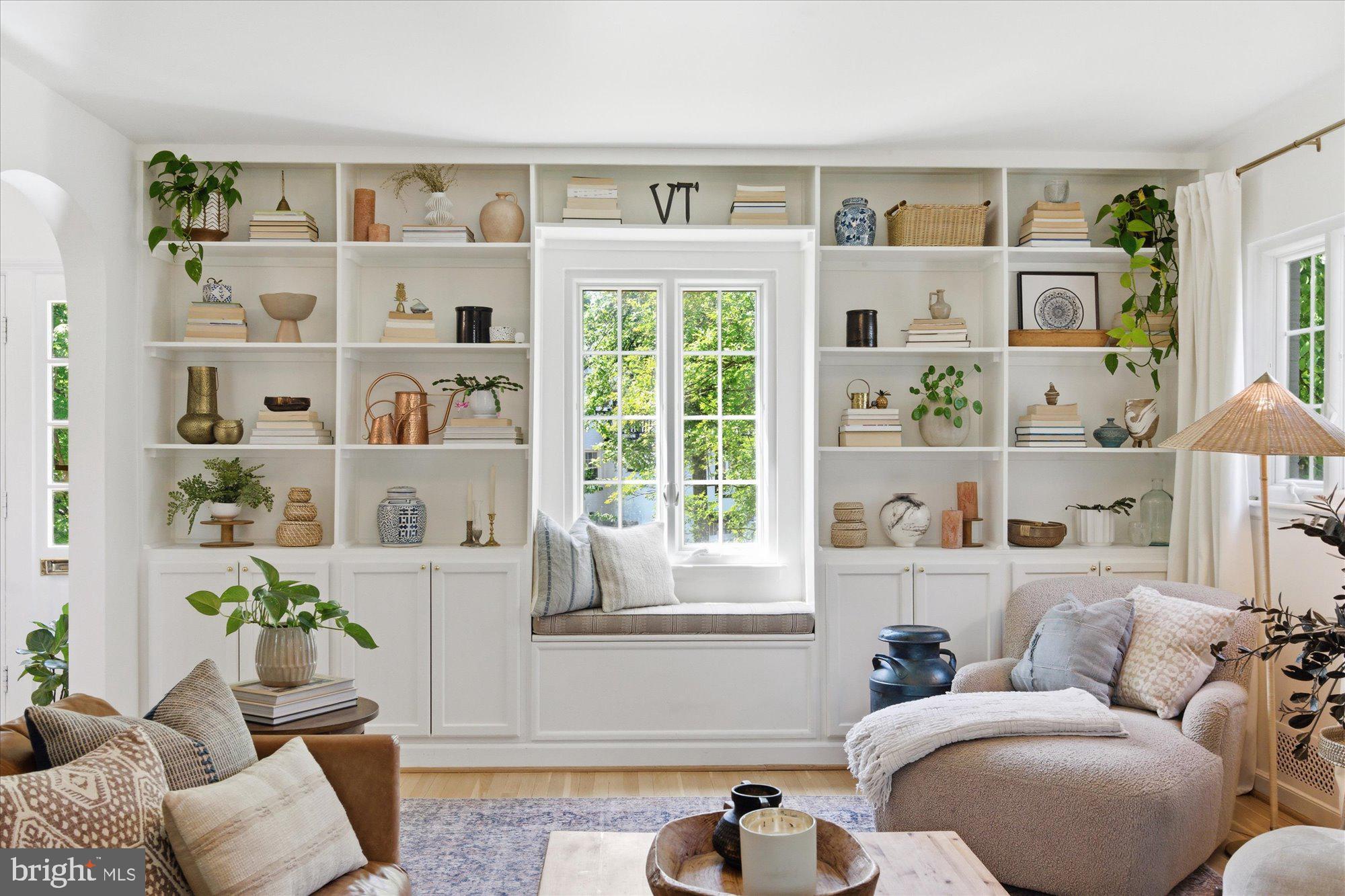 BEVERLY HILLS - Residential