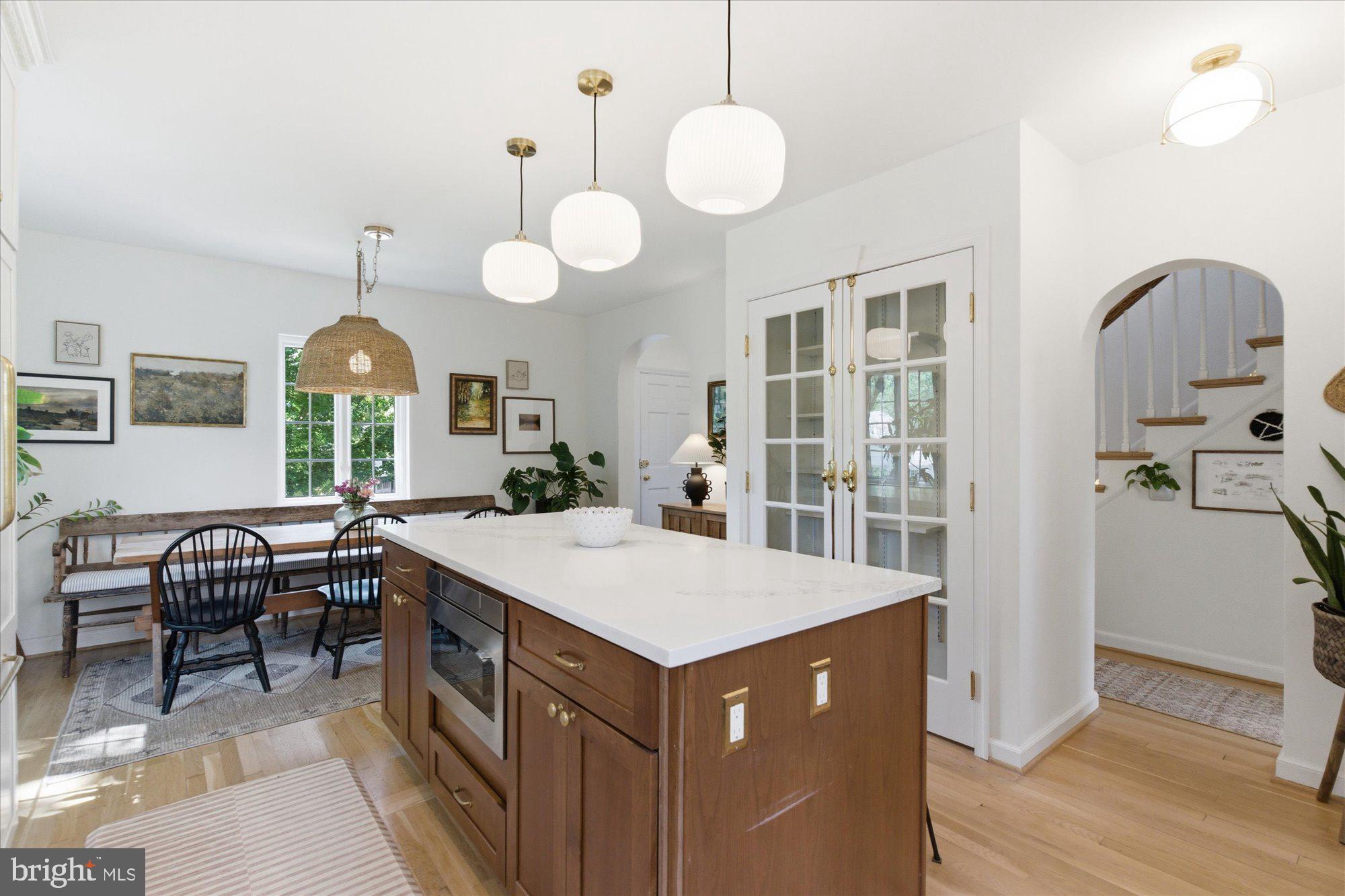 BEVERLY HILLS - Residential