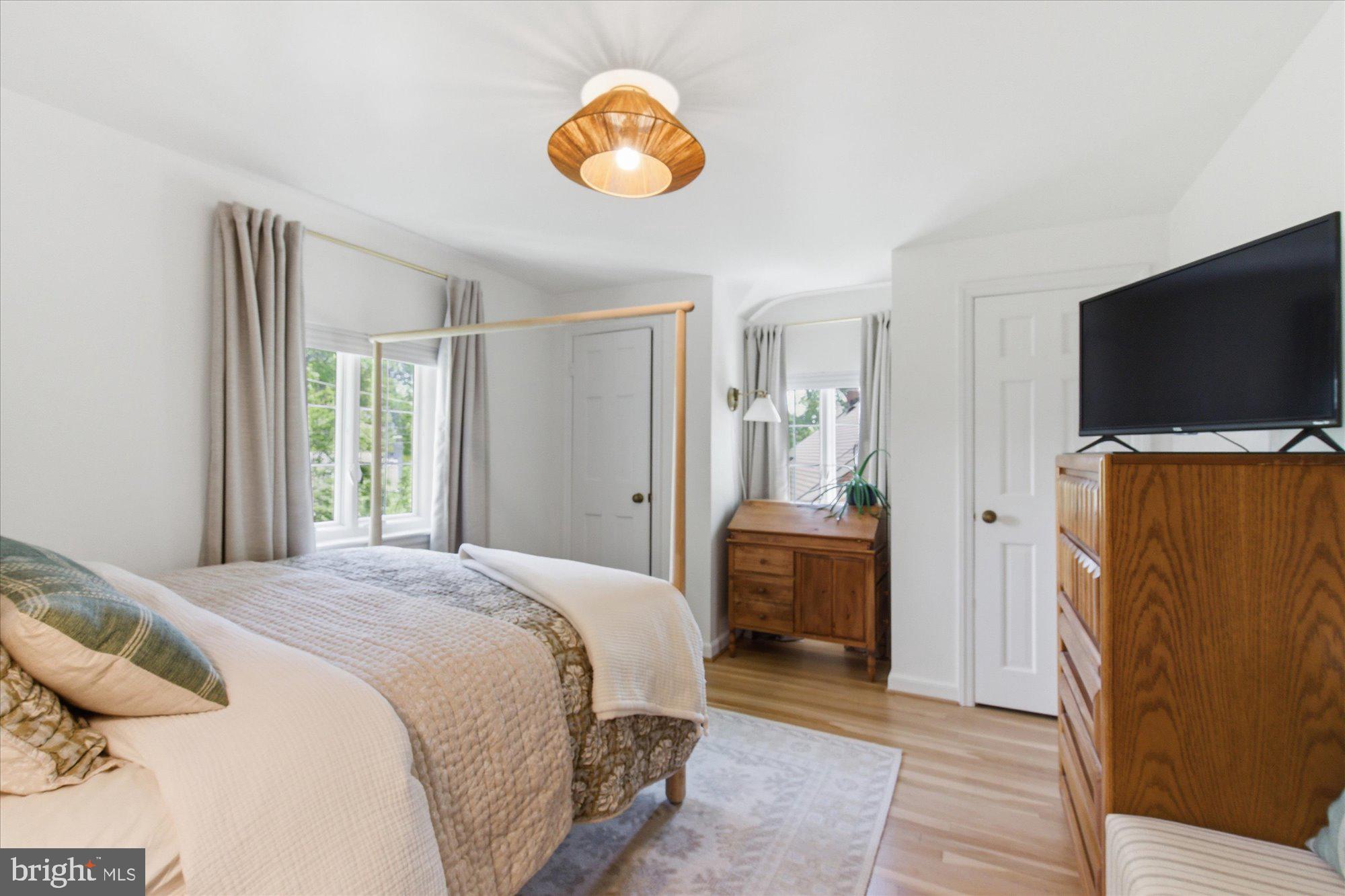 BEVERLY HILLS - Residential