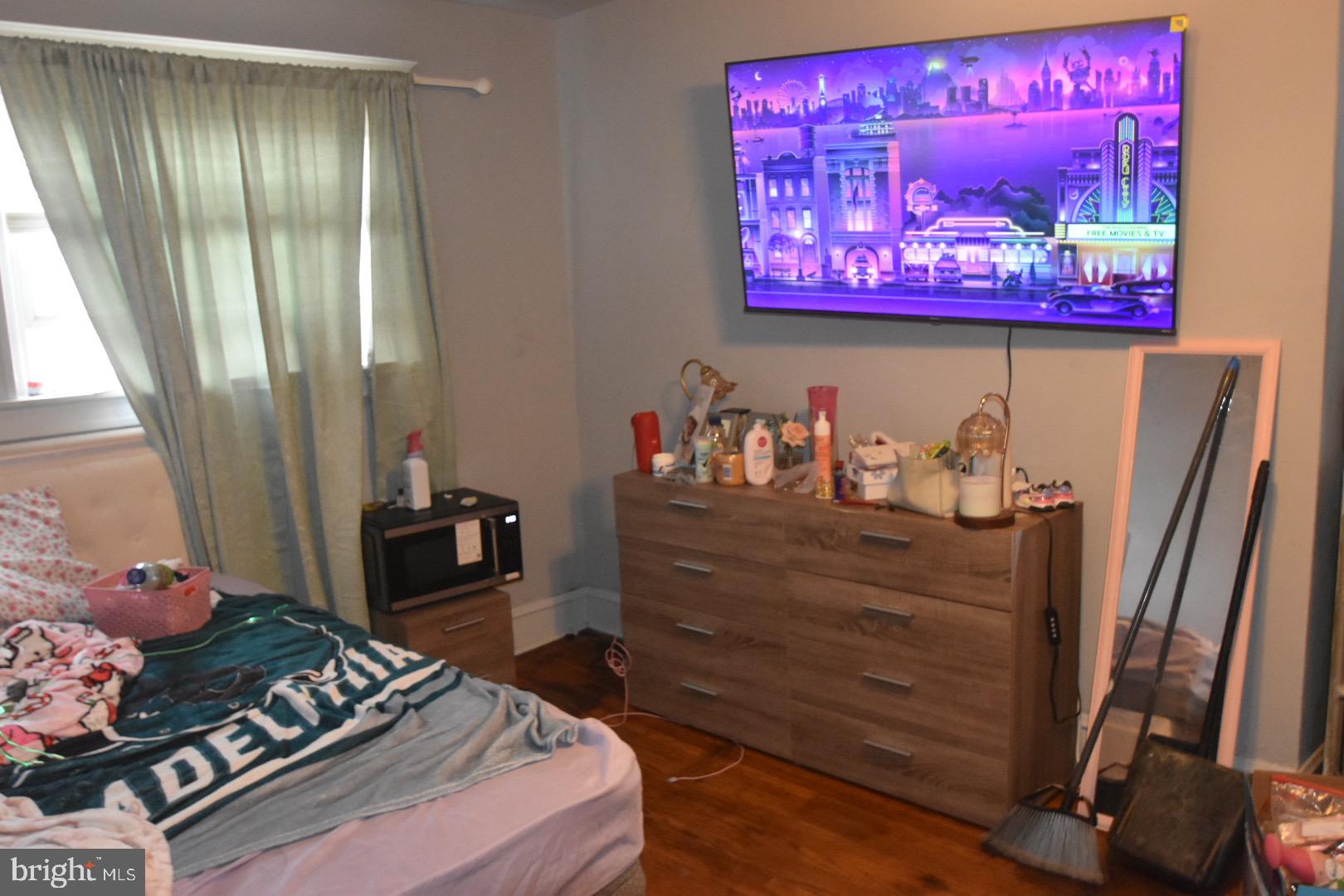 SHARON HILL - Residential