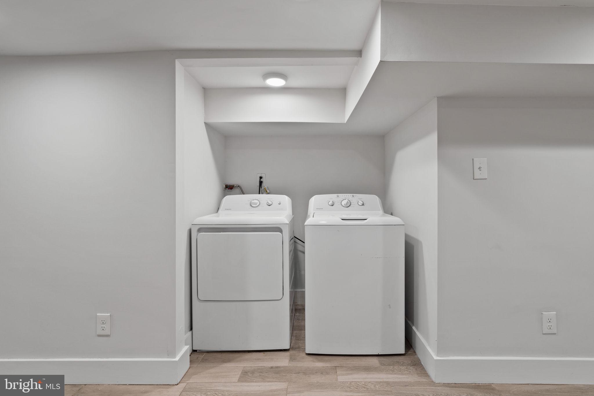 STRAWBERRY MANSION - Residential