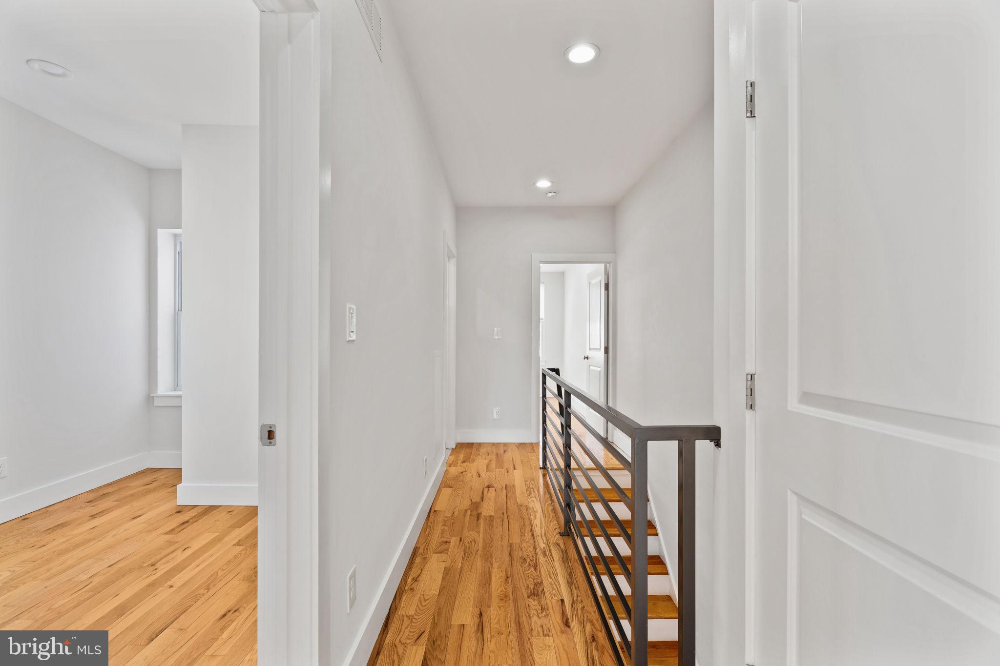 STRAWBERRY MANSION - Residential