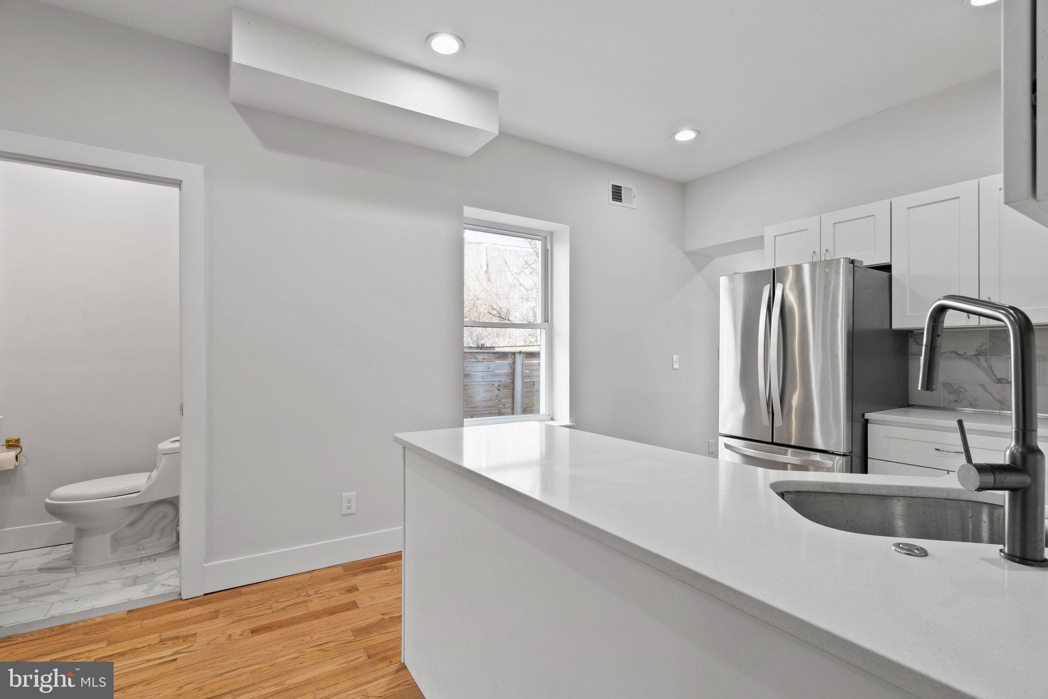 STRAWBERRY MANSION - Residential